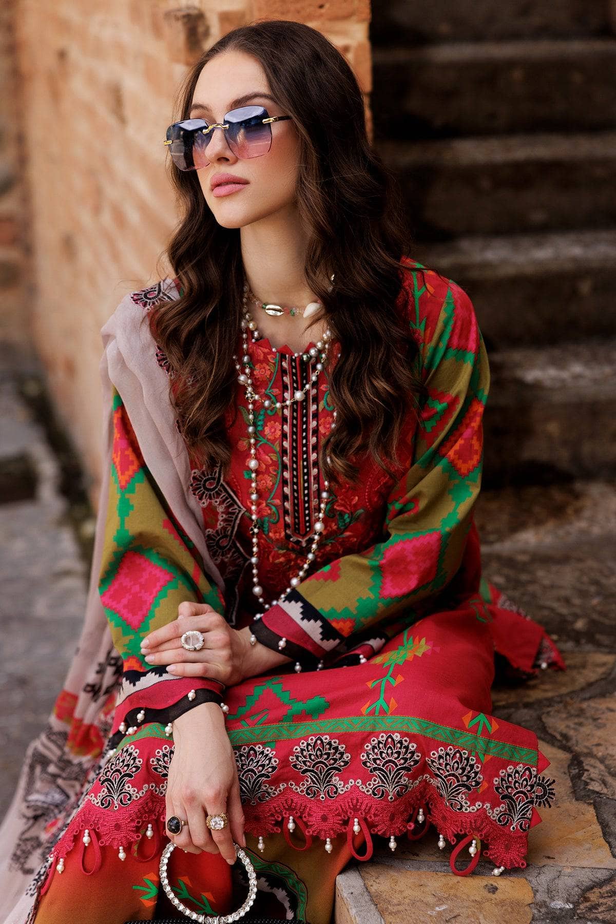 img_charizma_combination_awwal_boutique