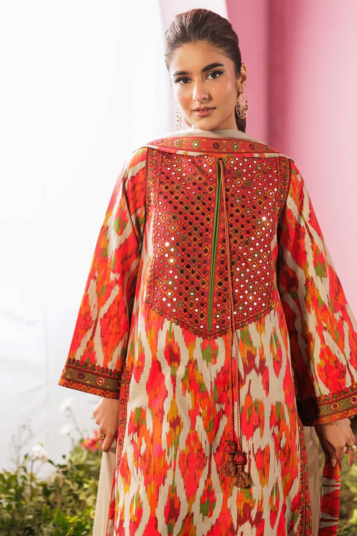 img_rang_e_bahaar_lawn_awwal_boutique