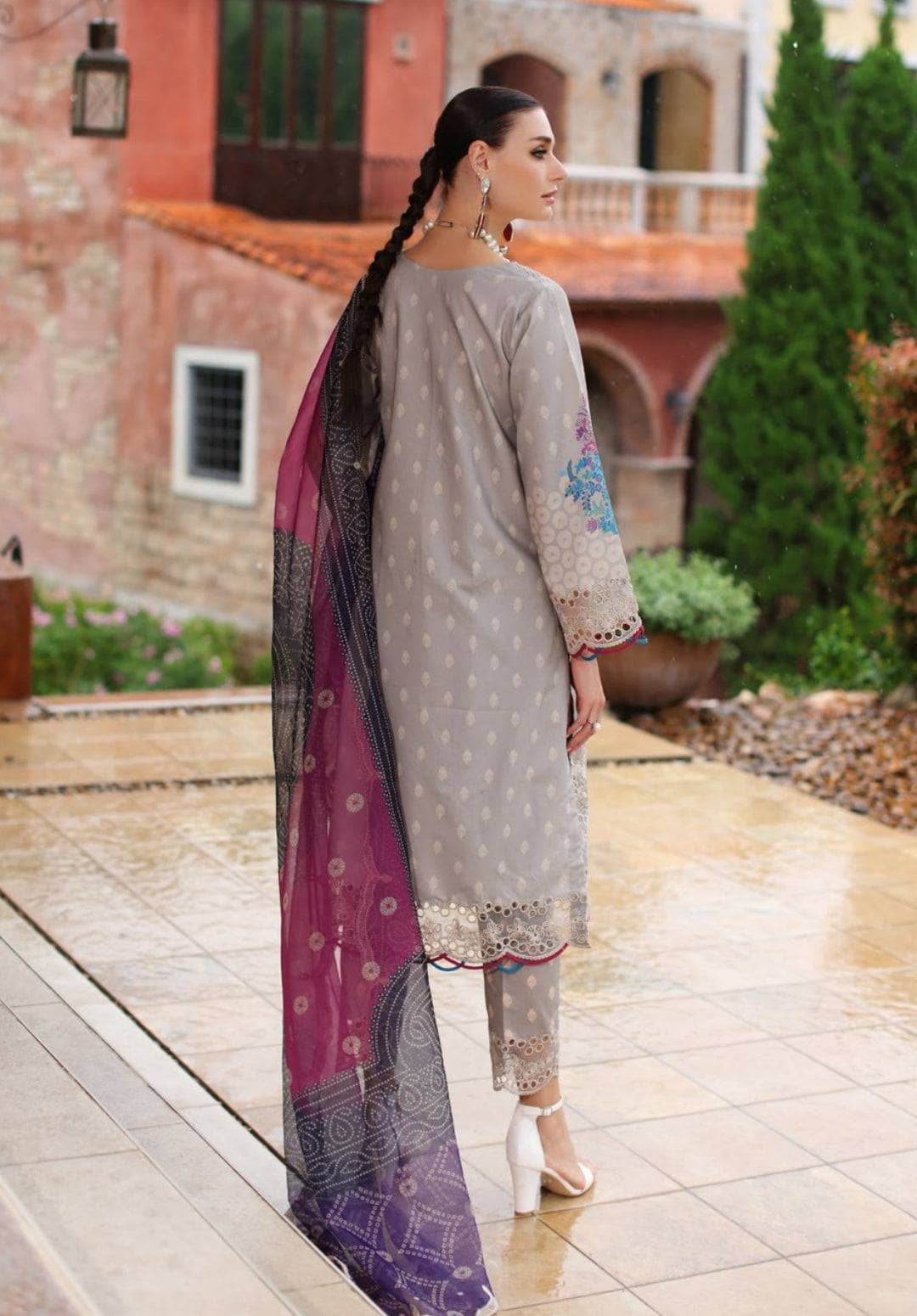 img_charizma_sheen_awwal_boutique