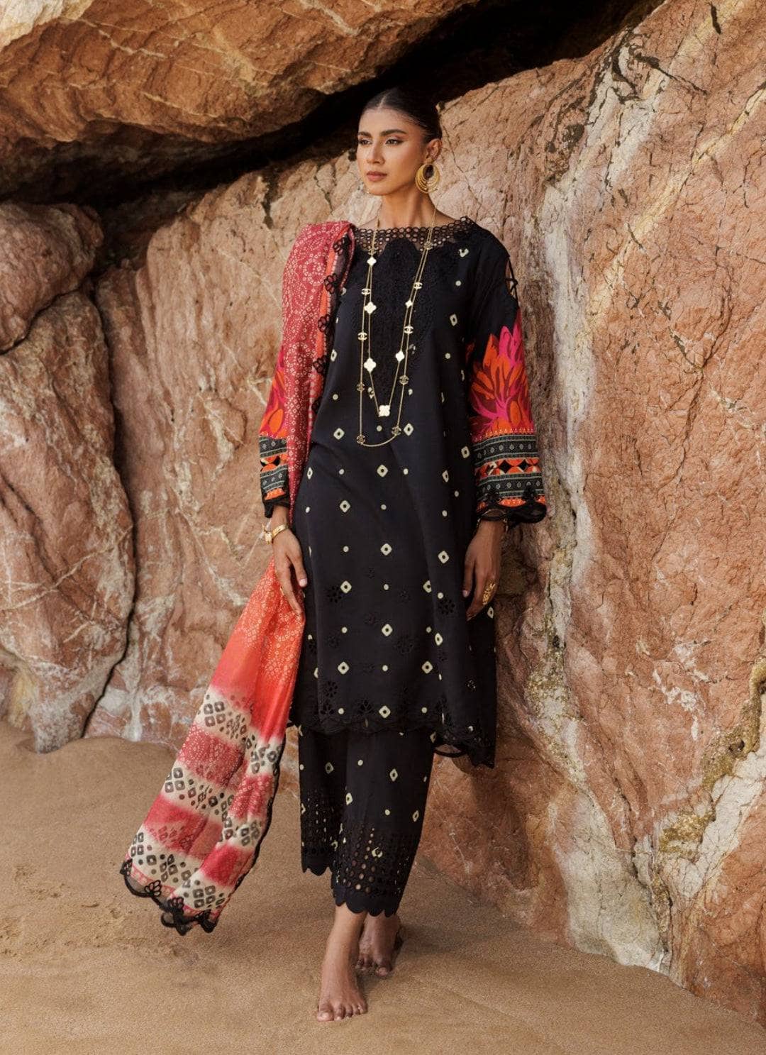 img_charizma_sheen_awwal_boutique