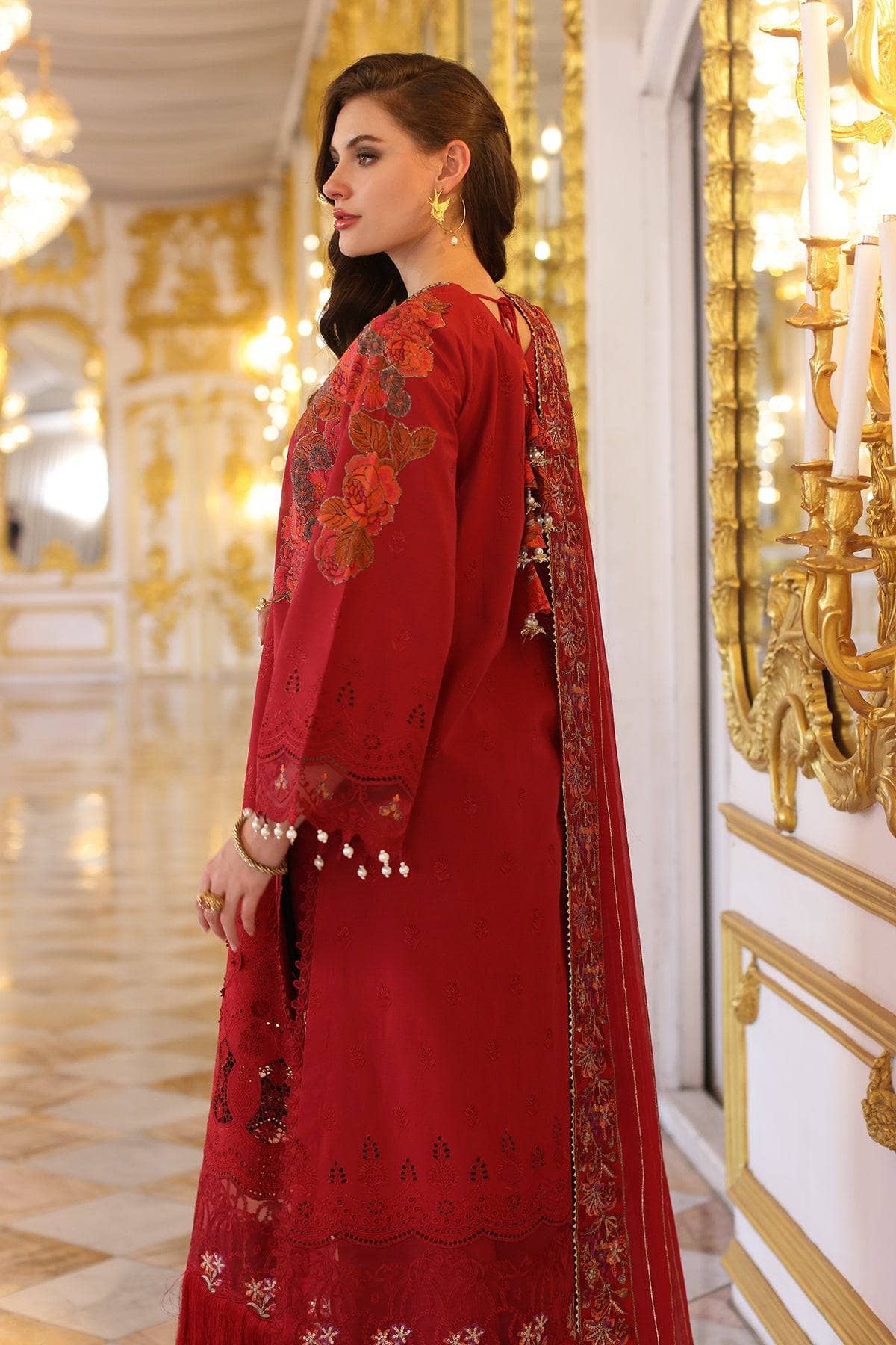 img_charizma_tabeer_lawn_awwal_boutique