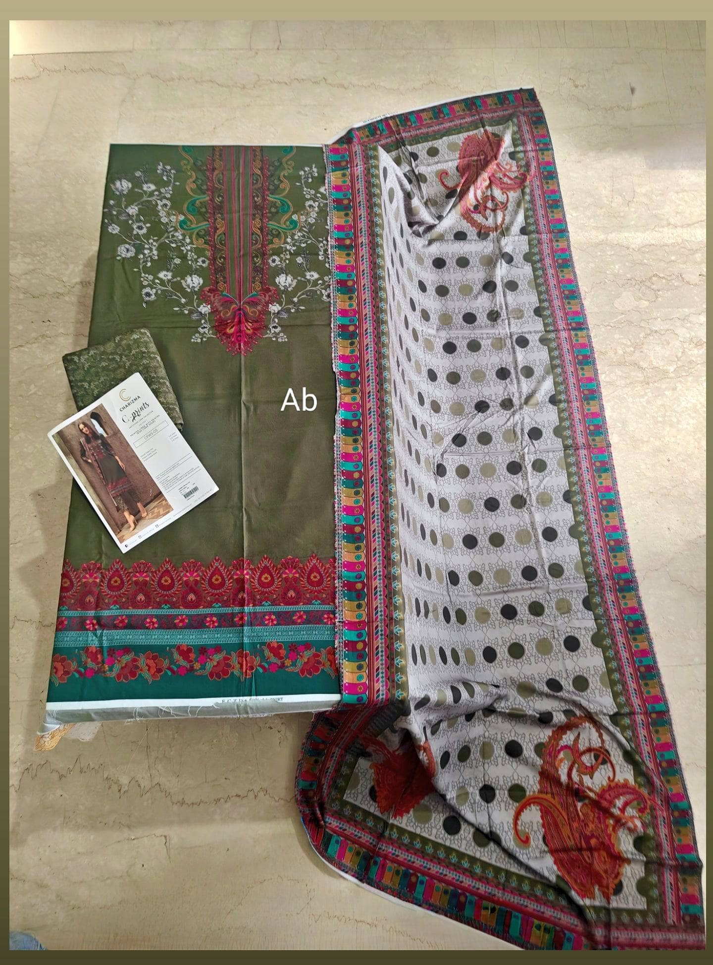 img_charizma_c_prints_fall_awwal_boutique