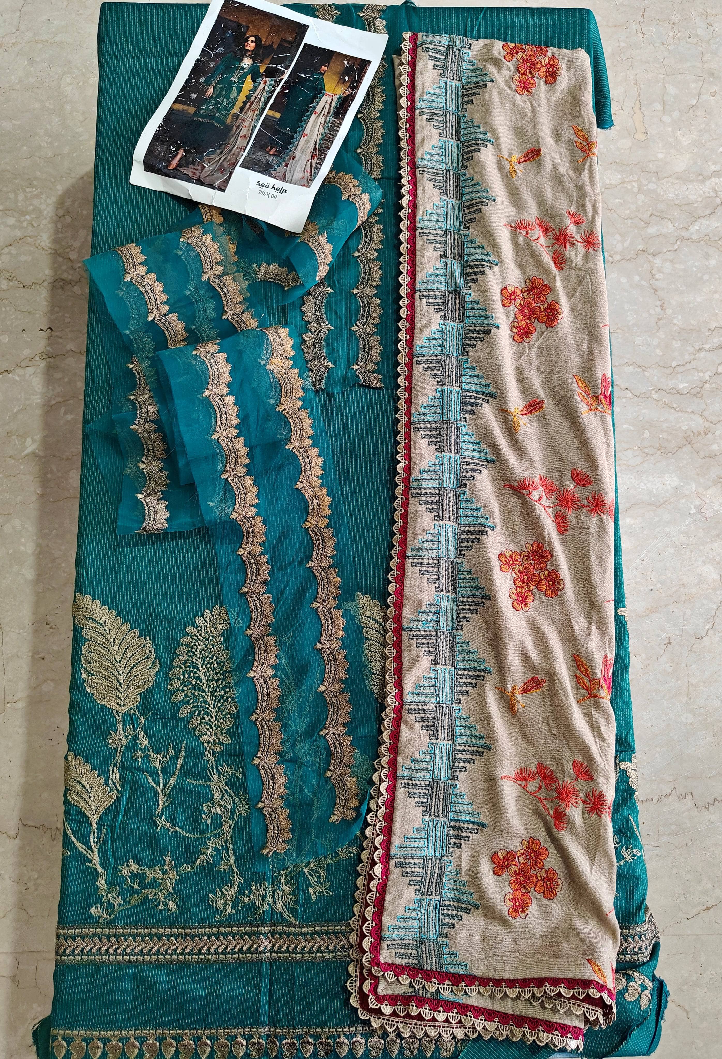 Open pic/Semi Stitched/Charizma Masakali Signature/Embroideried Shawl/MSK 04