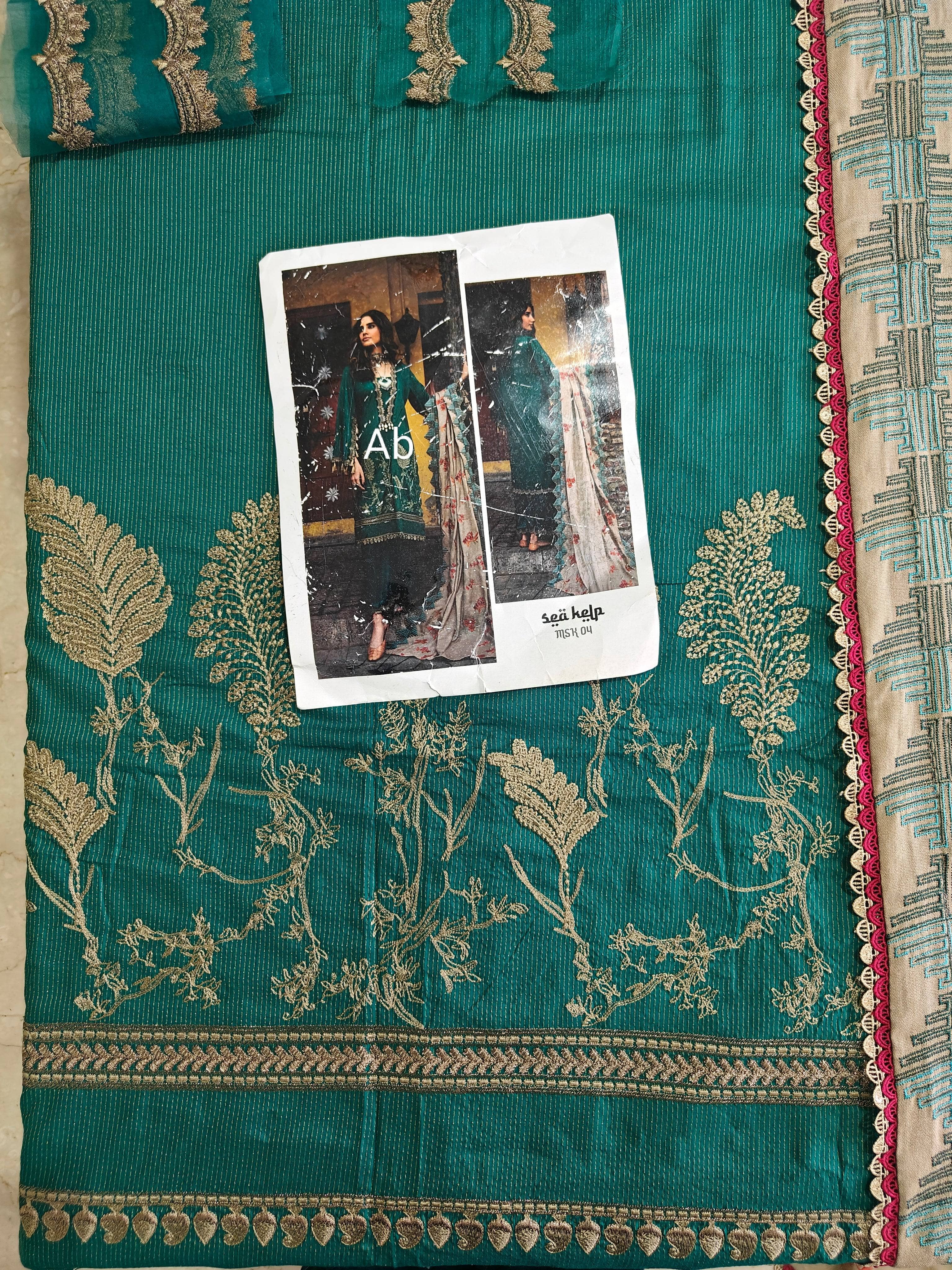 Open pic/Semi Stitched/Charizma Masakali Signature/Embroideried Shawl/MSK 04