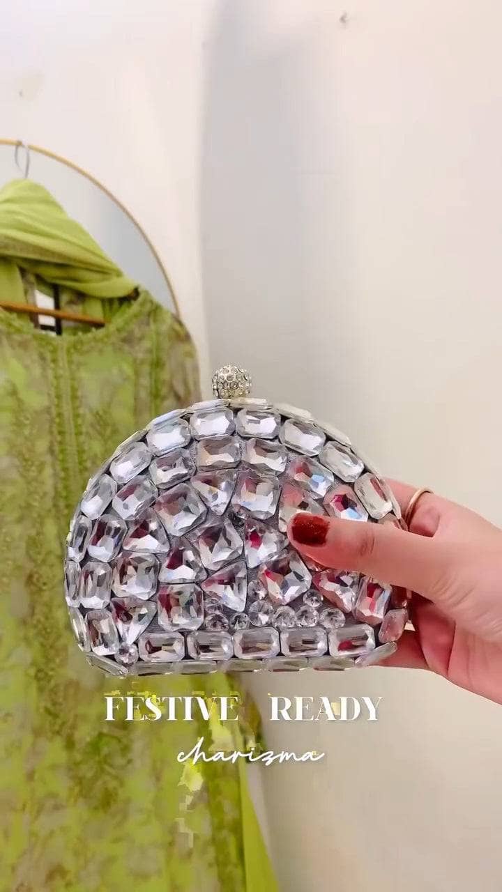 Spotted in Charizma Vasal Chiffon 25/Vol 3/VSL25-18