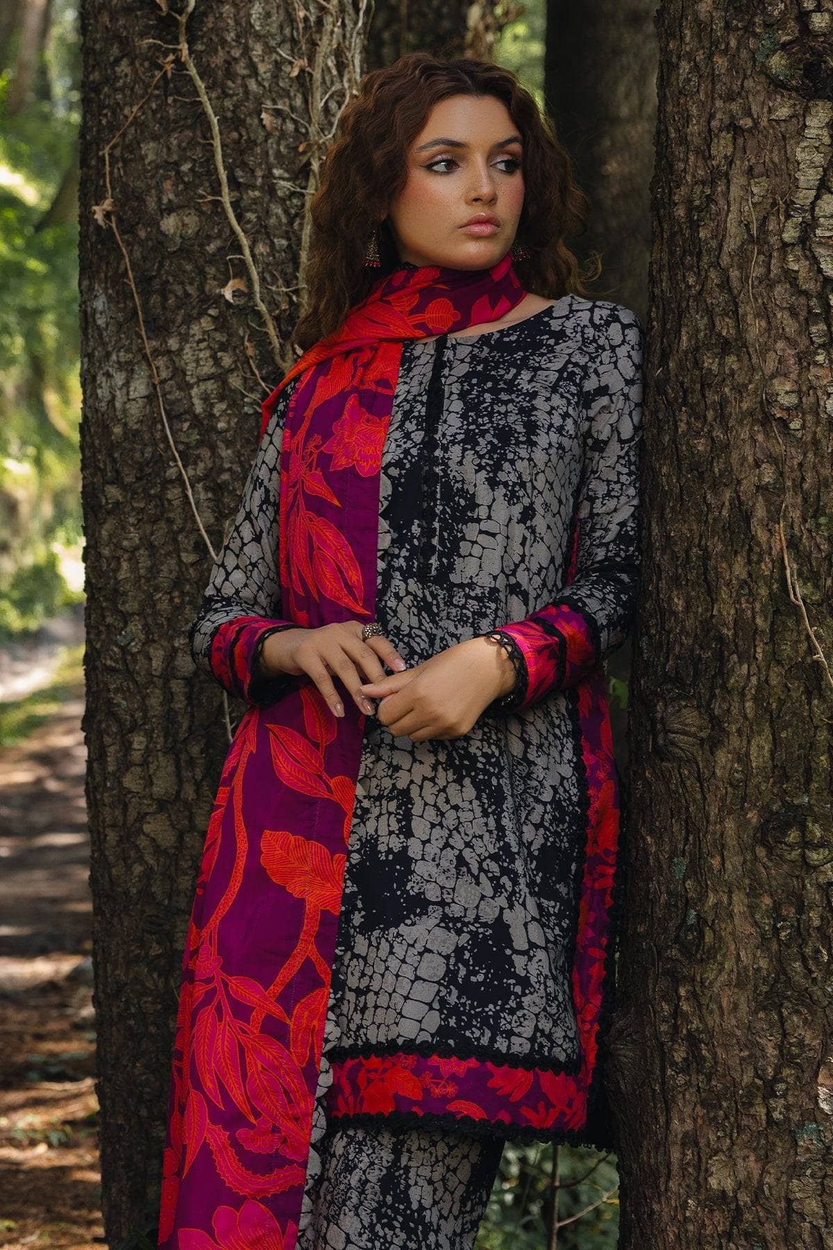 img_charizma_aniiq_staple_shawl_awwal_boutique