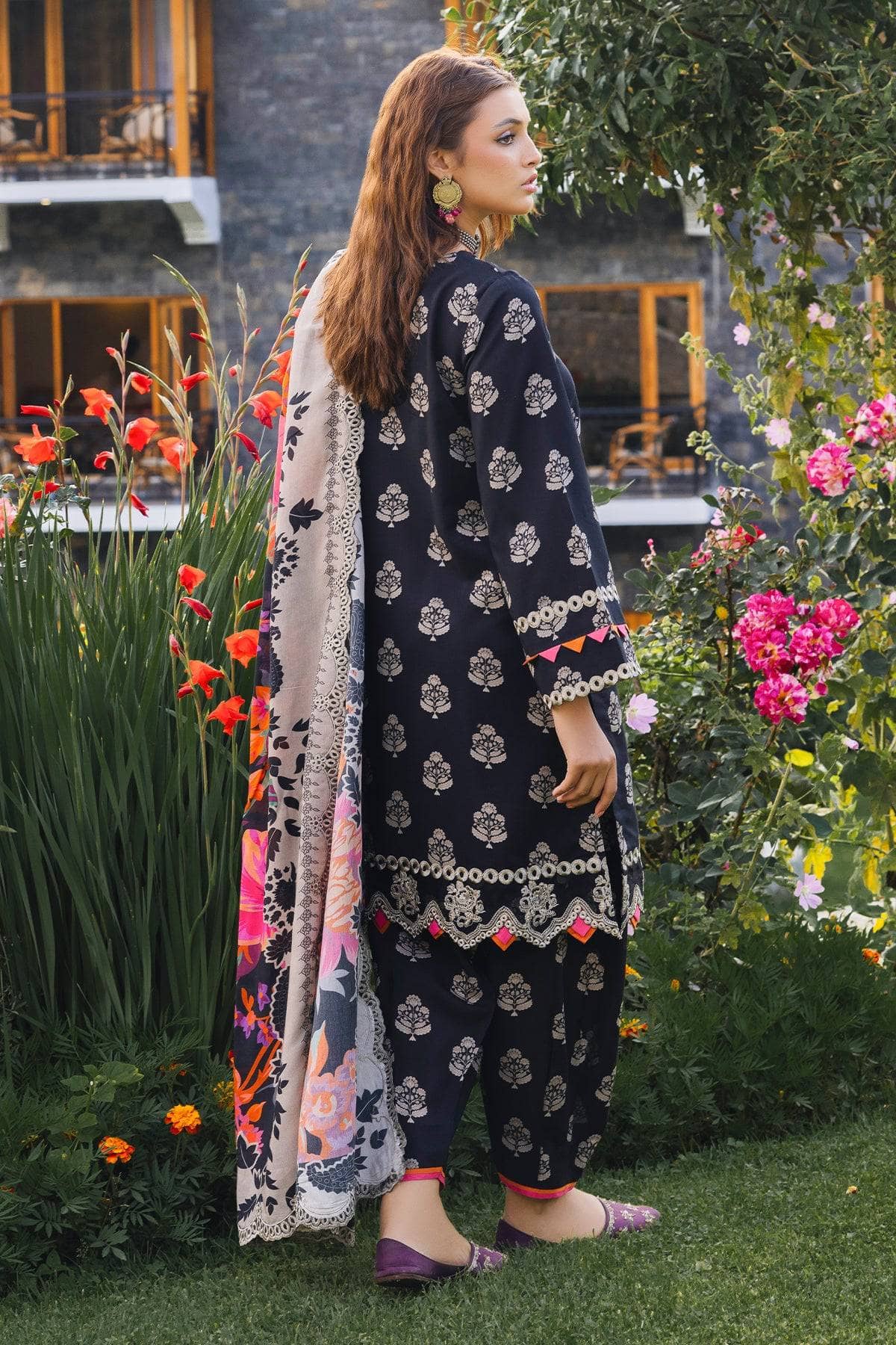 img_charizma_aniiq_shawl_collection_awwal_boutique