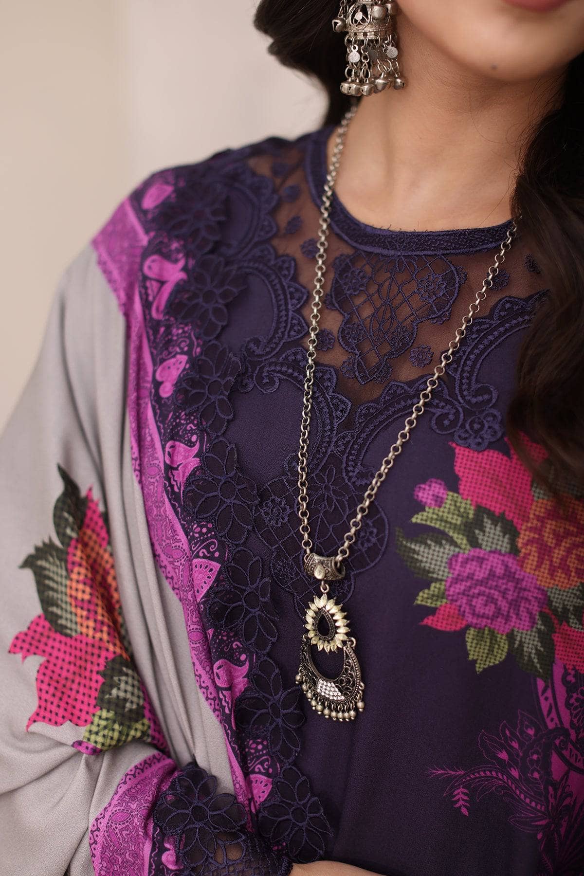 img_charizma_virsa_linen_shawl_awwal_outique