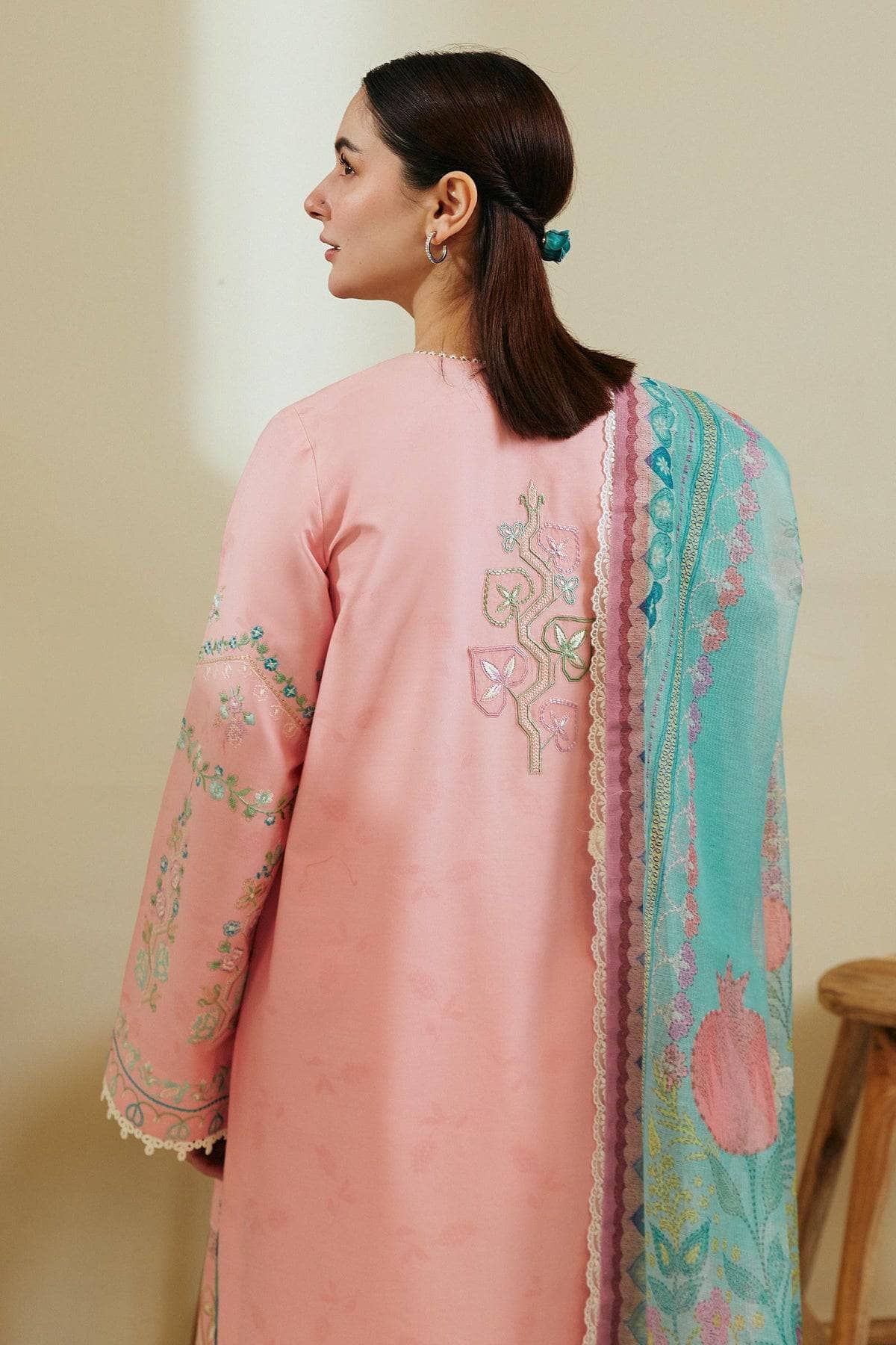 img_coco_by_zara_shahjahan_lawn_24_awwal_boutique