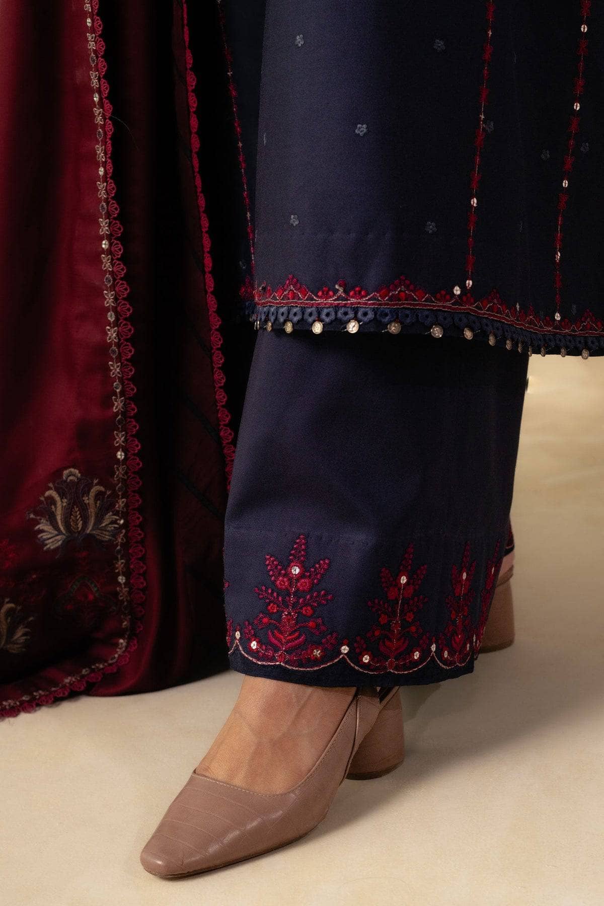 img_coco_winter_by_zara_shahjahan_awwal_boutique