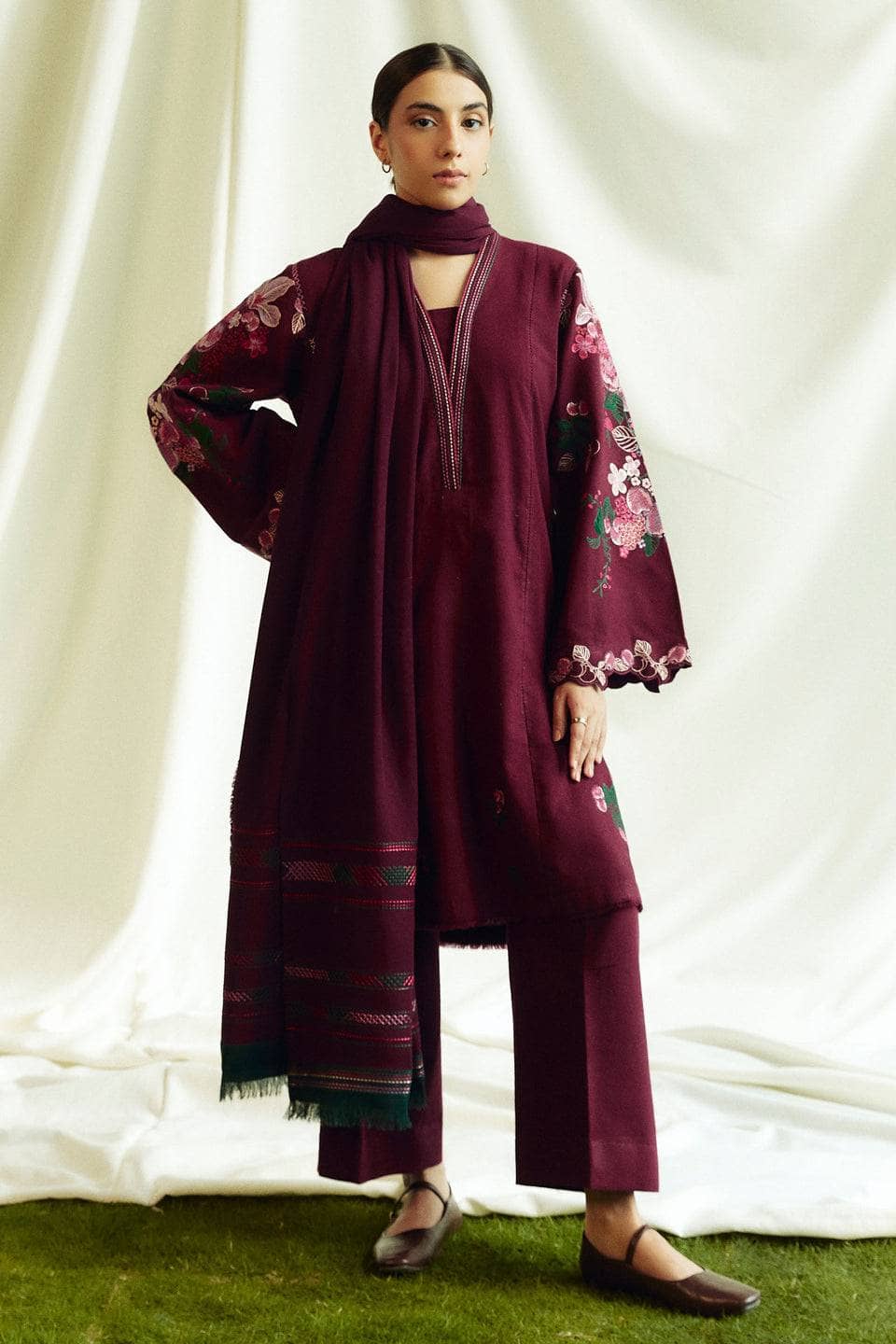 img_zara_shahjahan_coco_winter_24_awwal_boutique