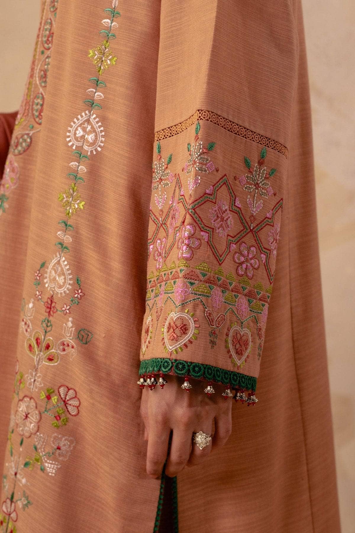 img_coco_winter_by_zara_shahjahan_awwal_boutique