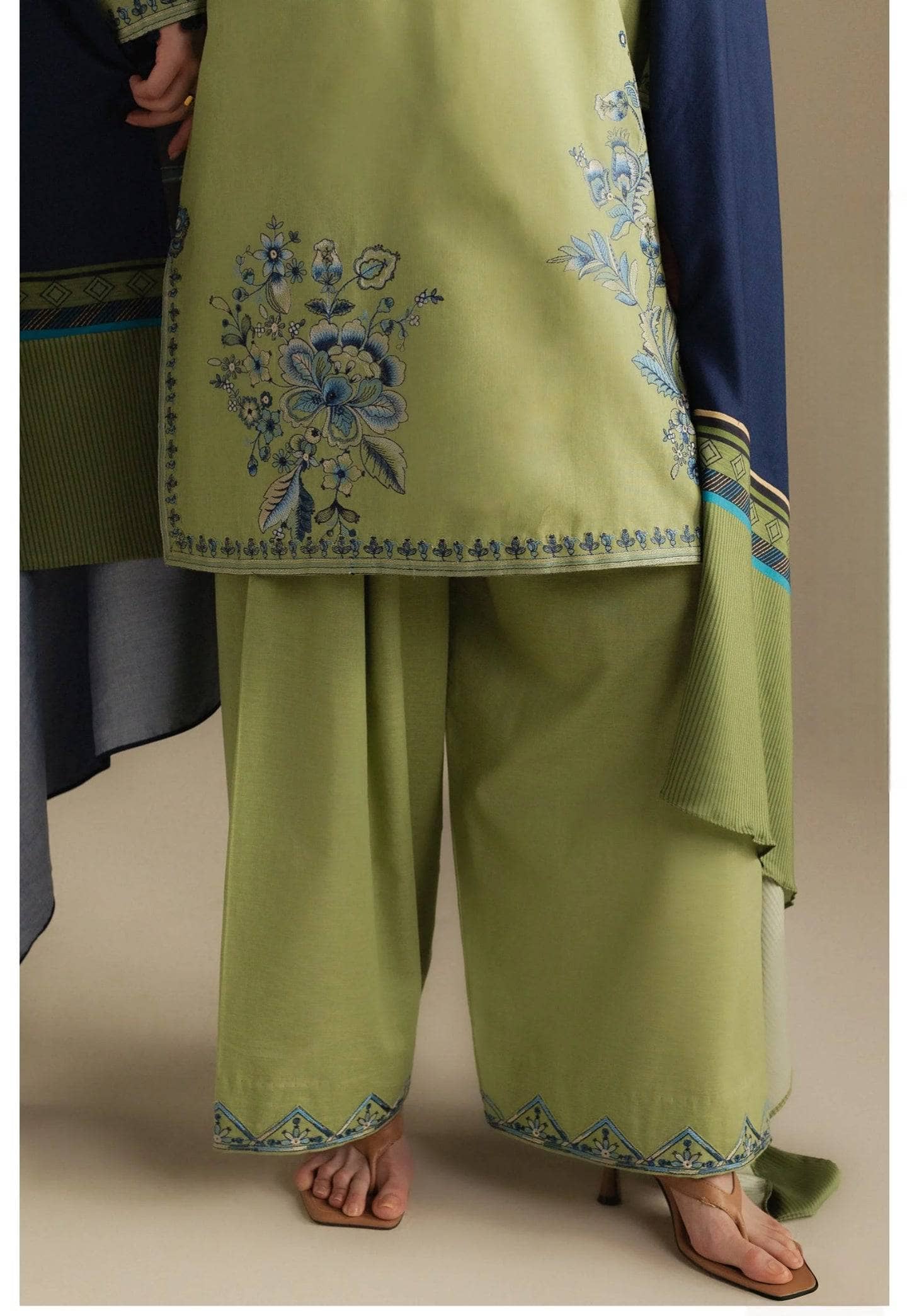 Restocked/Coco by Zara Shahjahan Winter 25/Snowdrop 10B