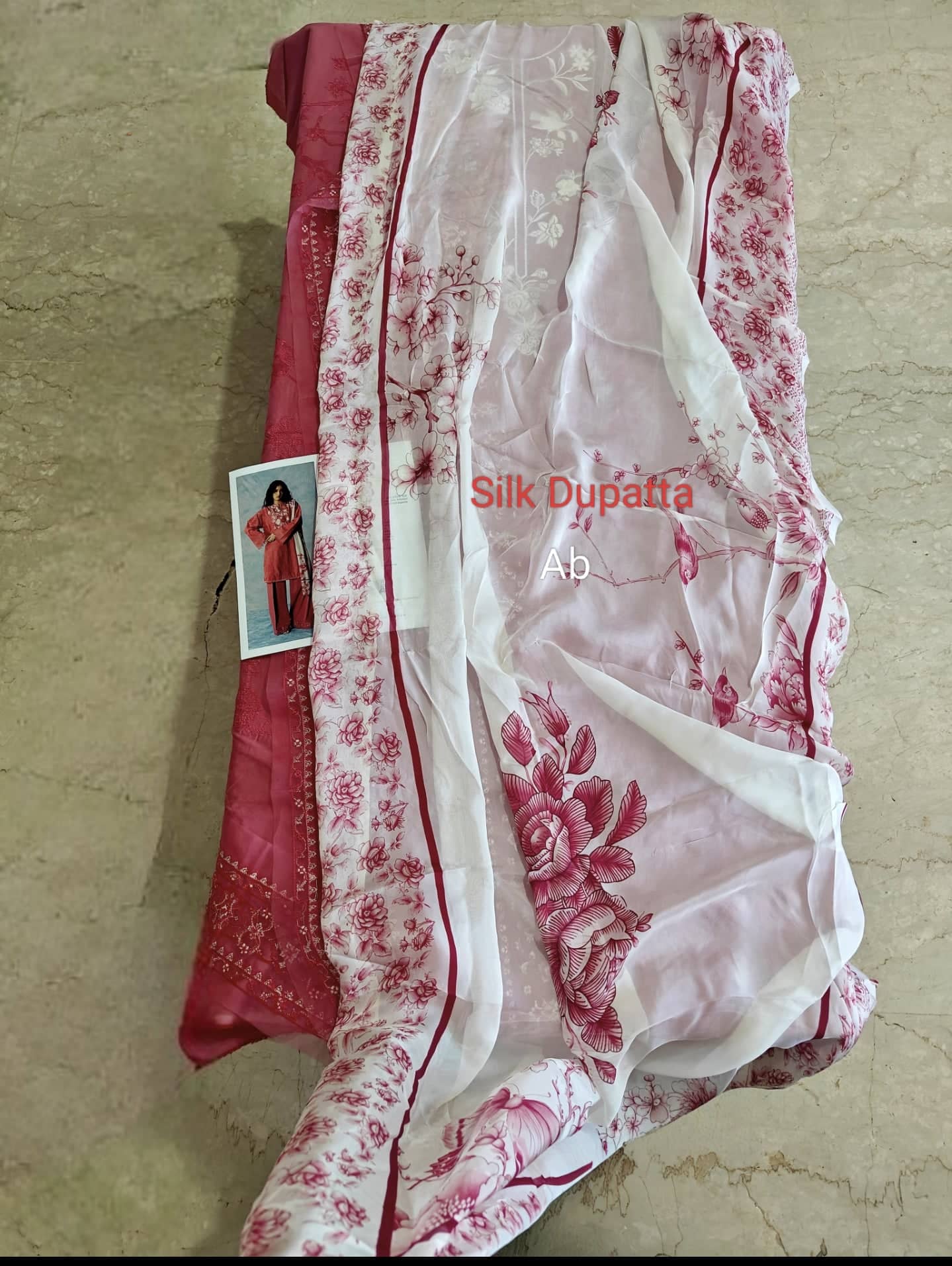 Open Pic//Zara Shahjahan Coco Lawn 26/Aviona-3B