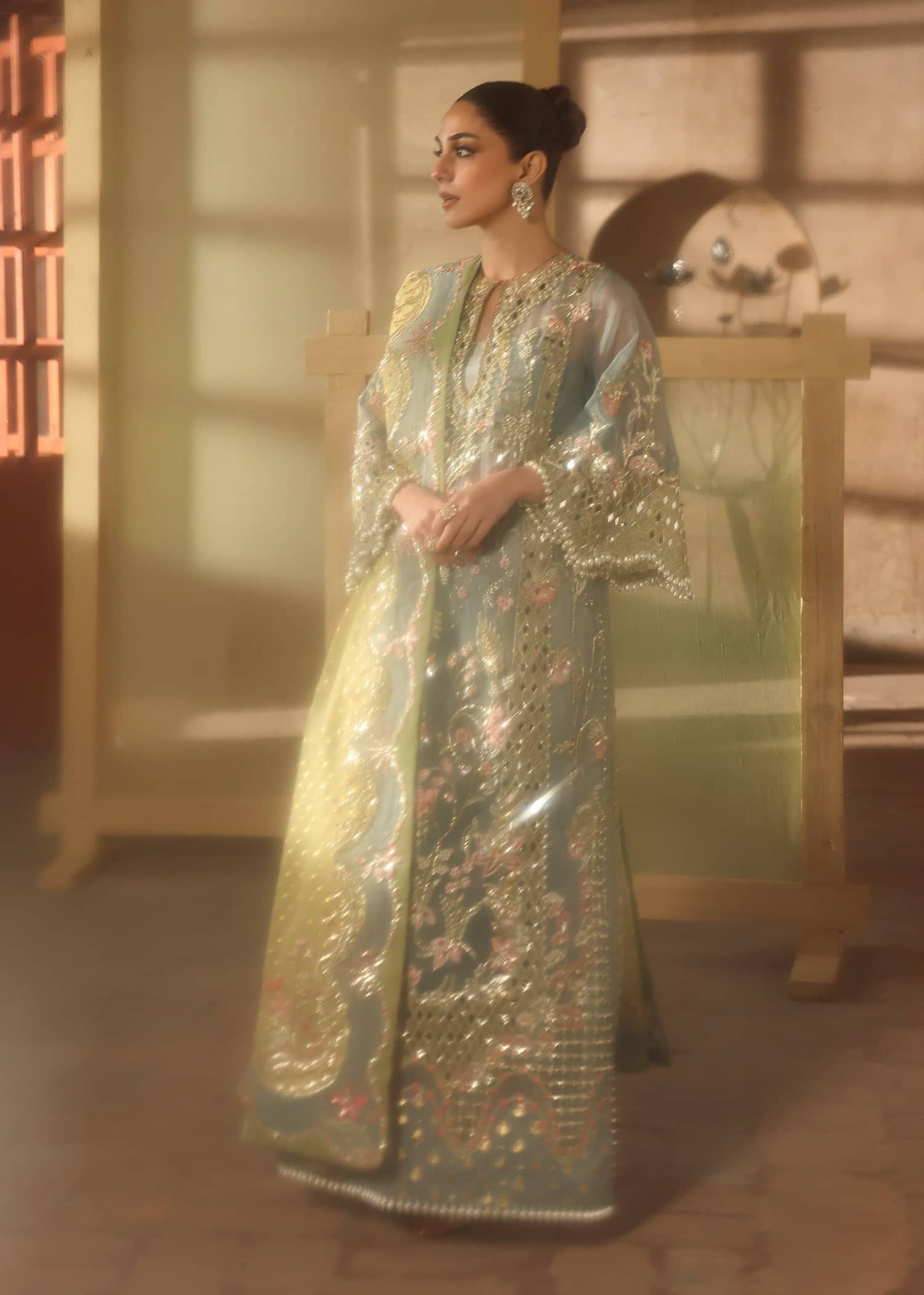 Crimson Wedding Edition/Jhalak/Sunshine Blue