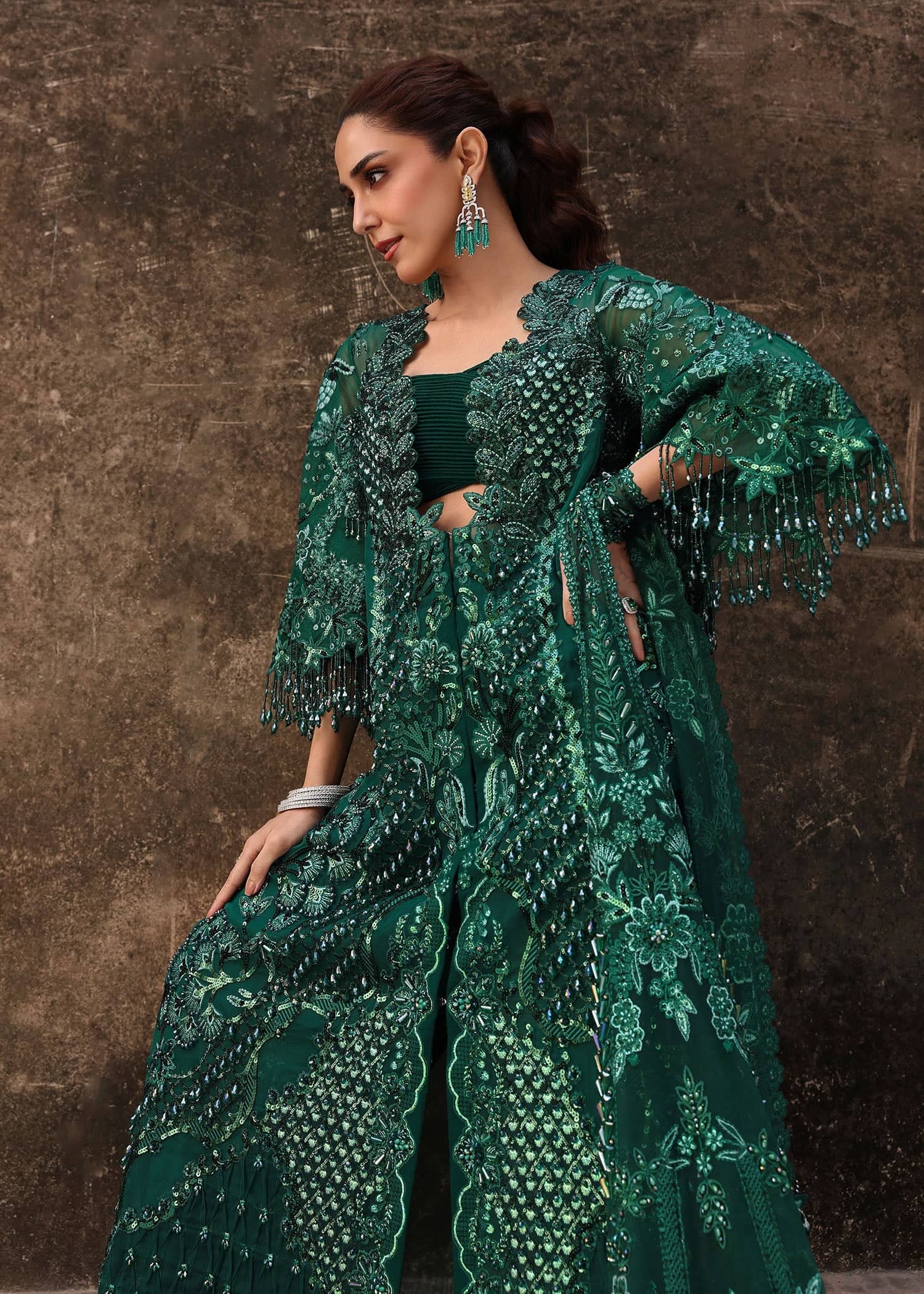 img_crimson_wedding_edition_awwal_boutique