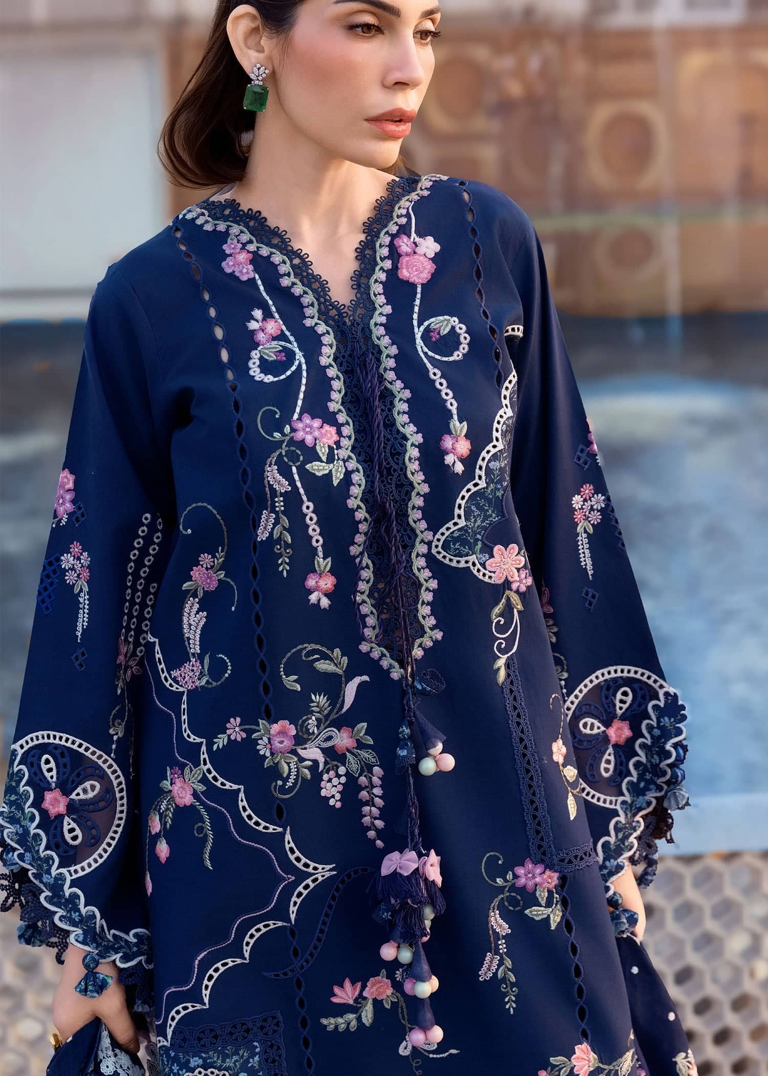 Flow by Crimson 26/MANIFESTED MEADOWS - D7B/Midnight Blue