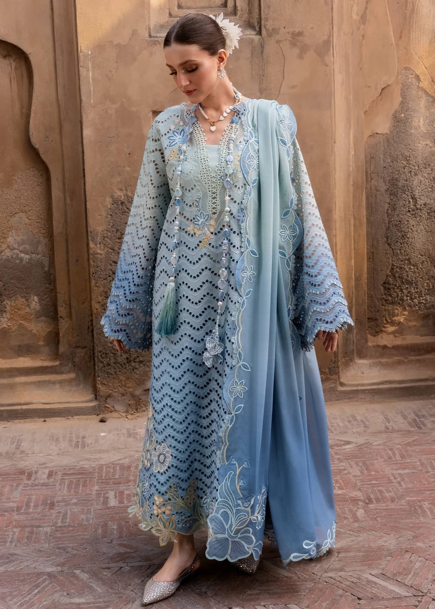 img_flow_by_crimson_awwal_boutique