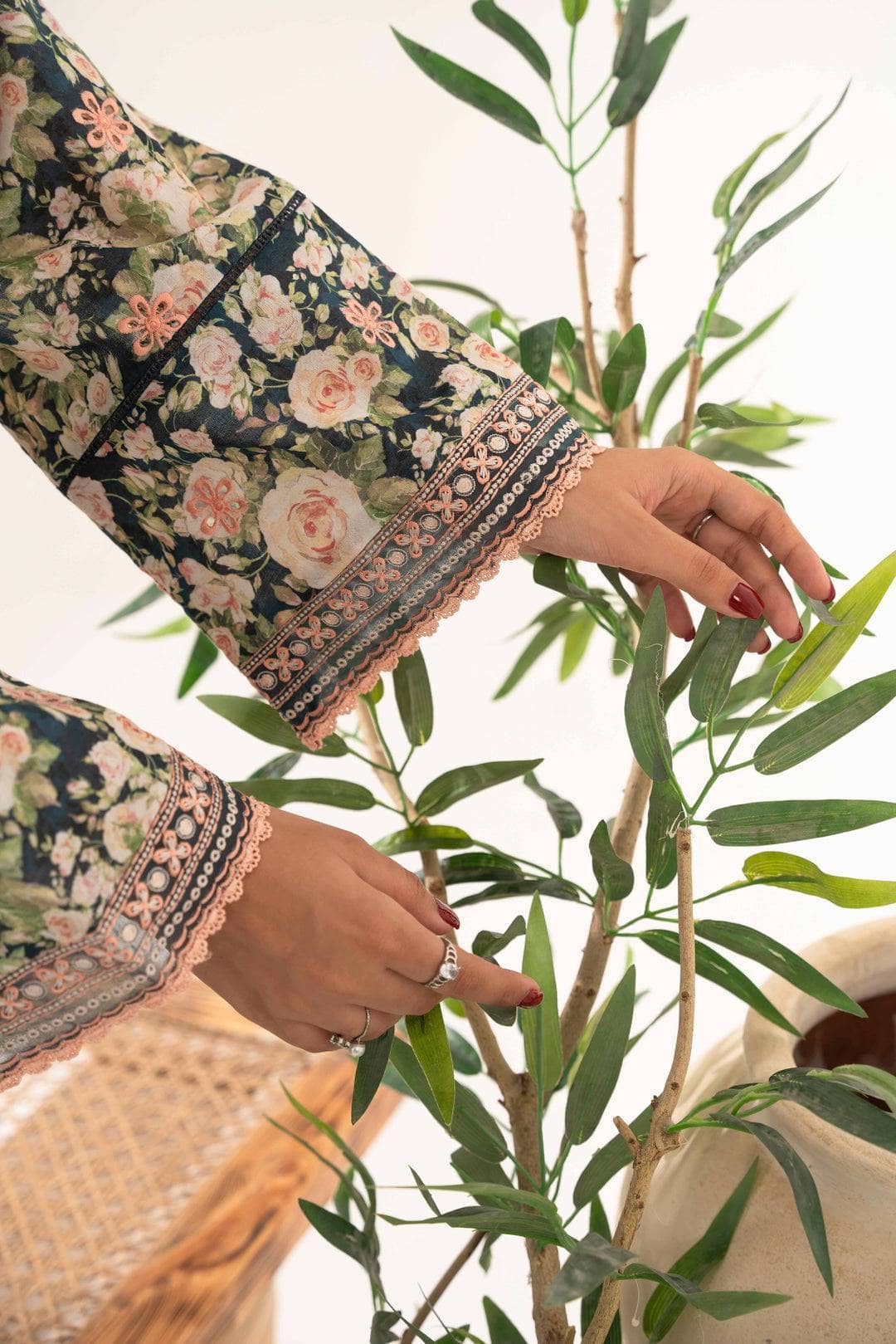 img_sable_vogue_lawn_awwal_boutique