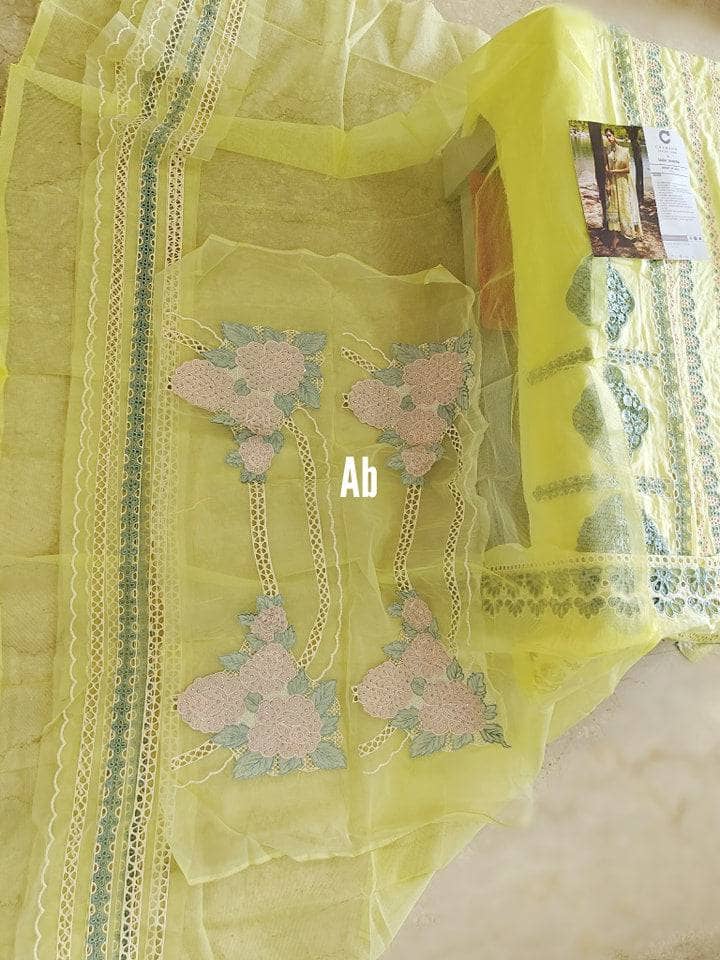 img_open_pic_crimson_lawn_awwal_boutique