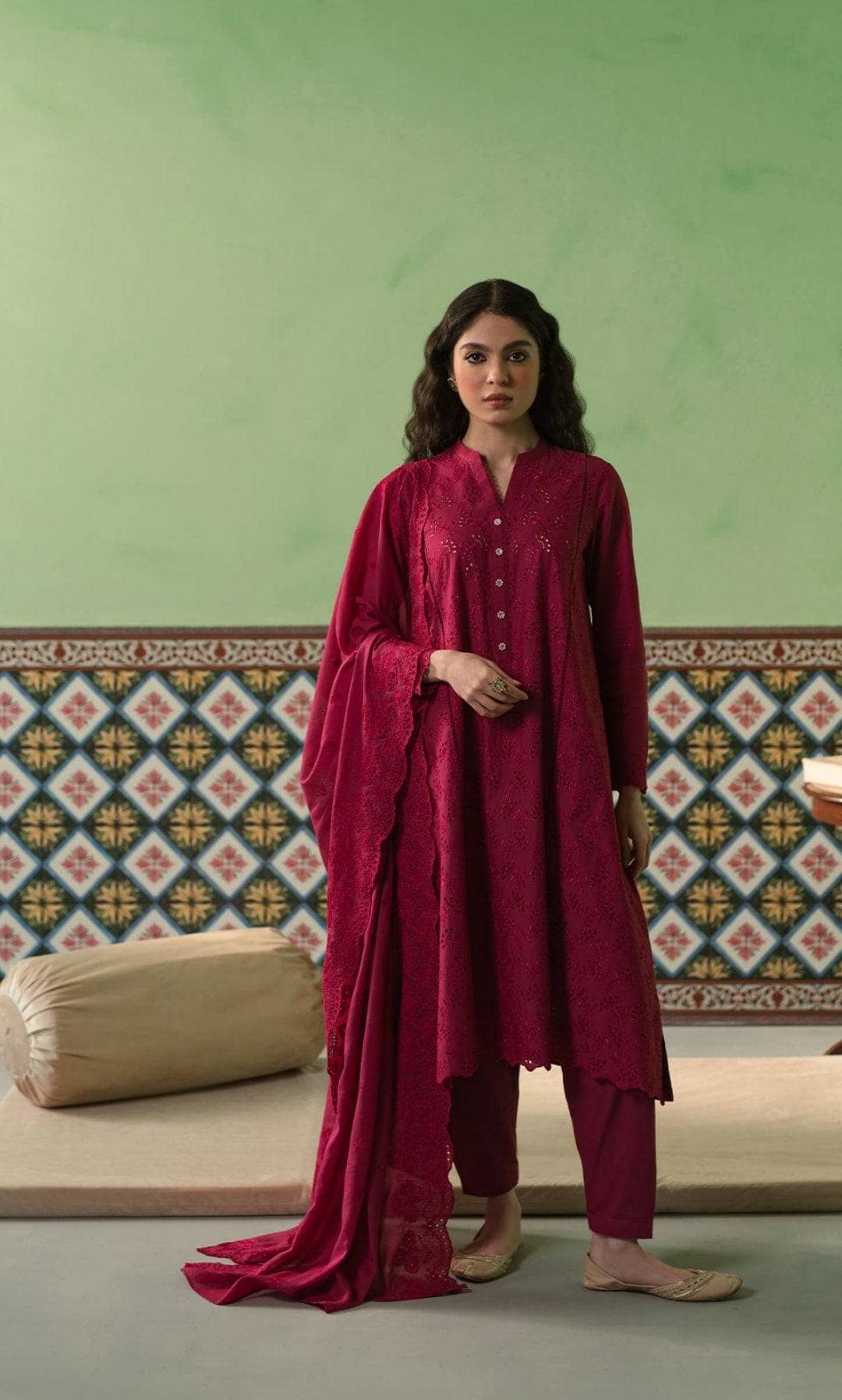 img_cross_stitch_chikankari_lawn_24_awwal_boutique