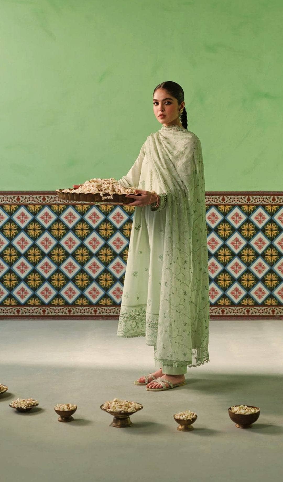 img_cross_stitch_chikankari_lawn_24_awwal_boutique