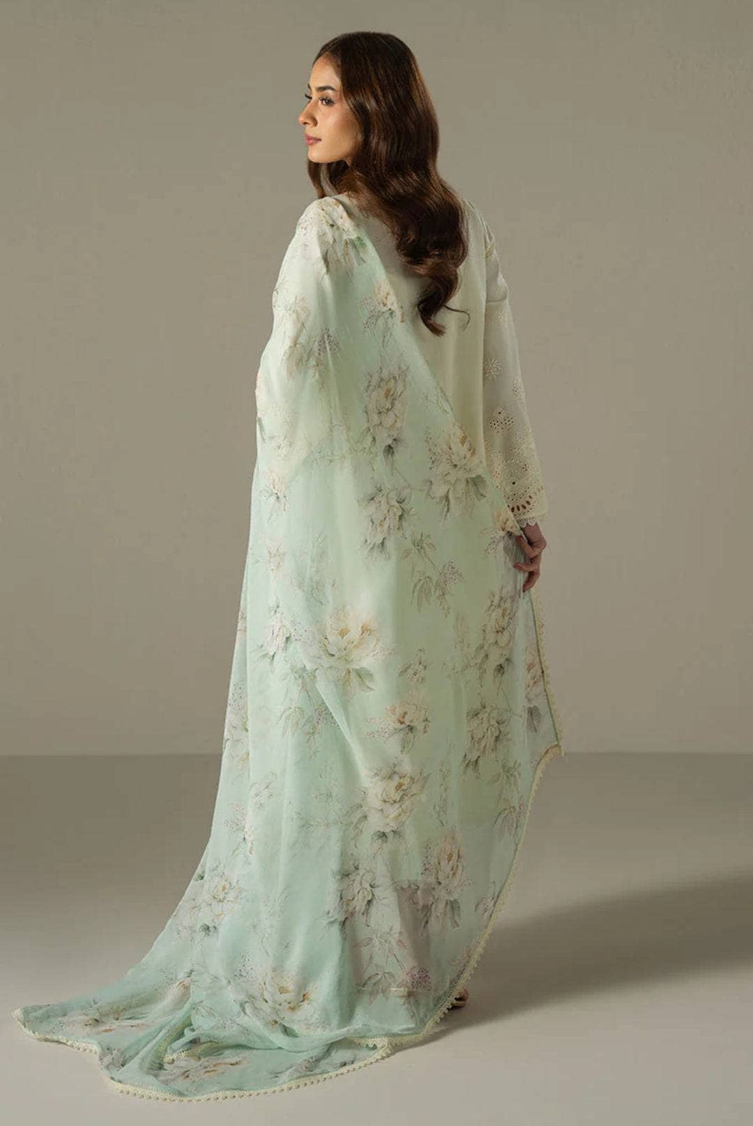 img_cross_stitch_chikankari_lawn_24_awwal_boutique