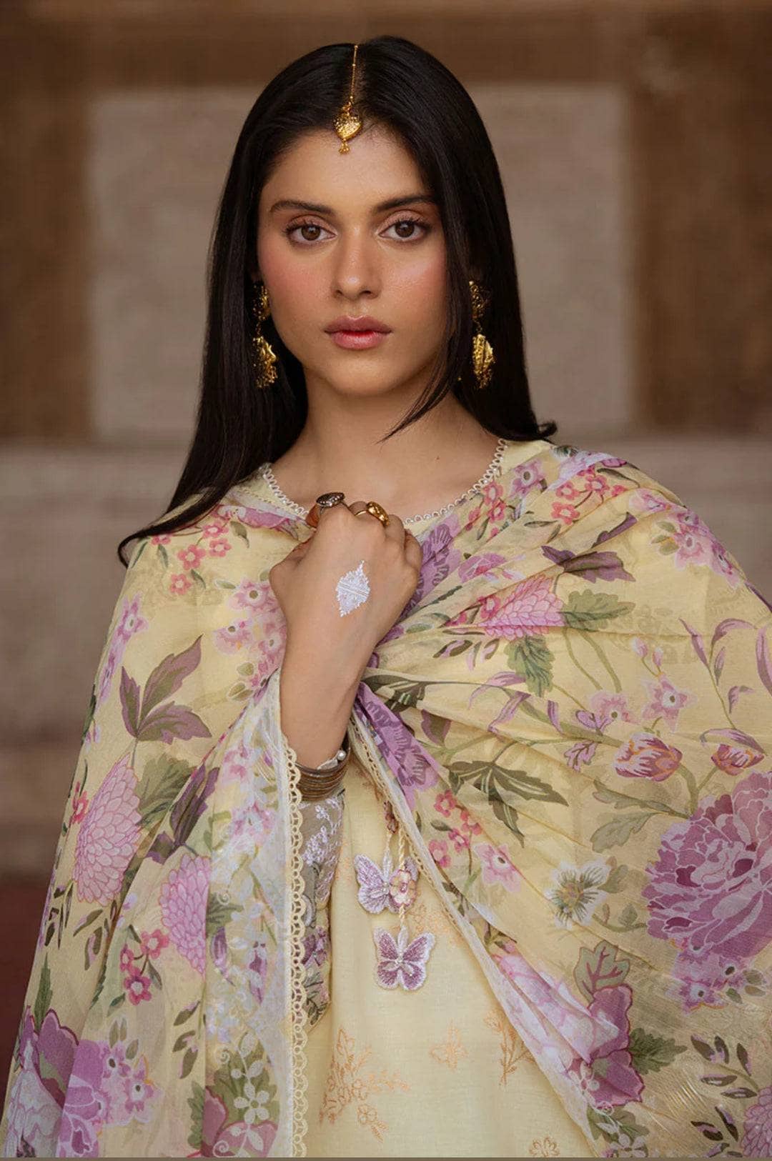 img_cross_stitch_lawn_awwal_boutique