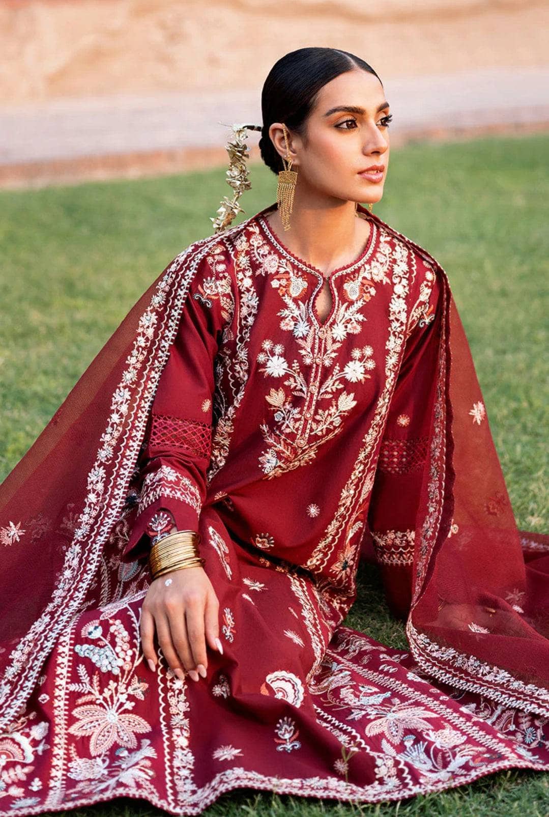 img_cross_stitch_lawn_awwal_boutique