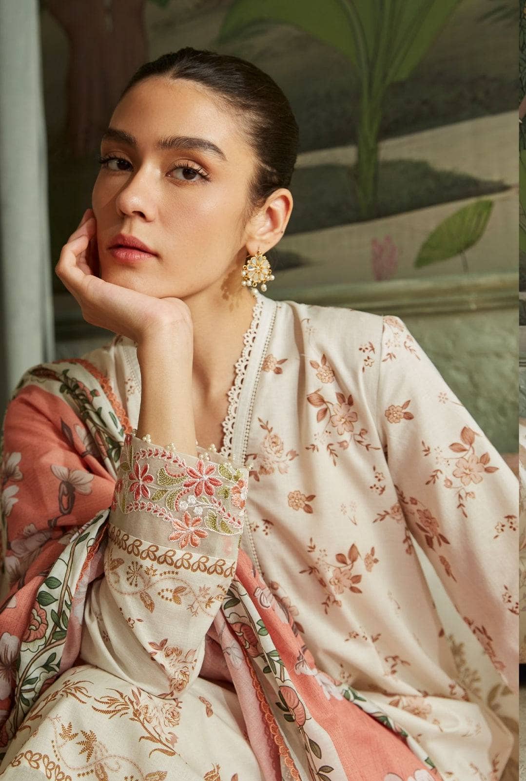 img_cross_stitch_sehar_cambric_awwal_boutique