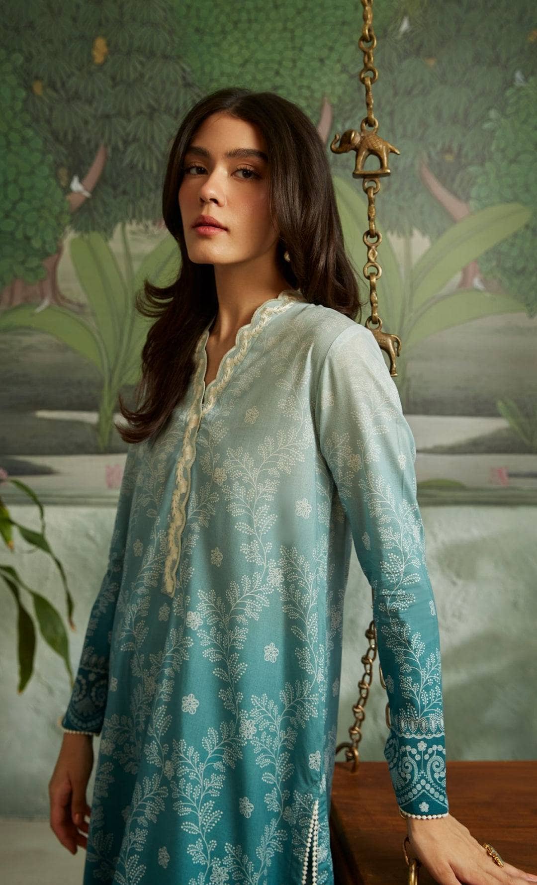 img_cross_stitch_sehar_cambric_awwal_boutique