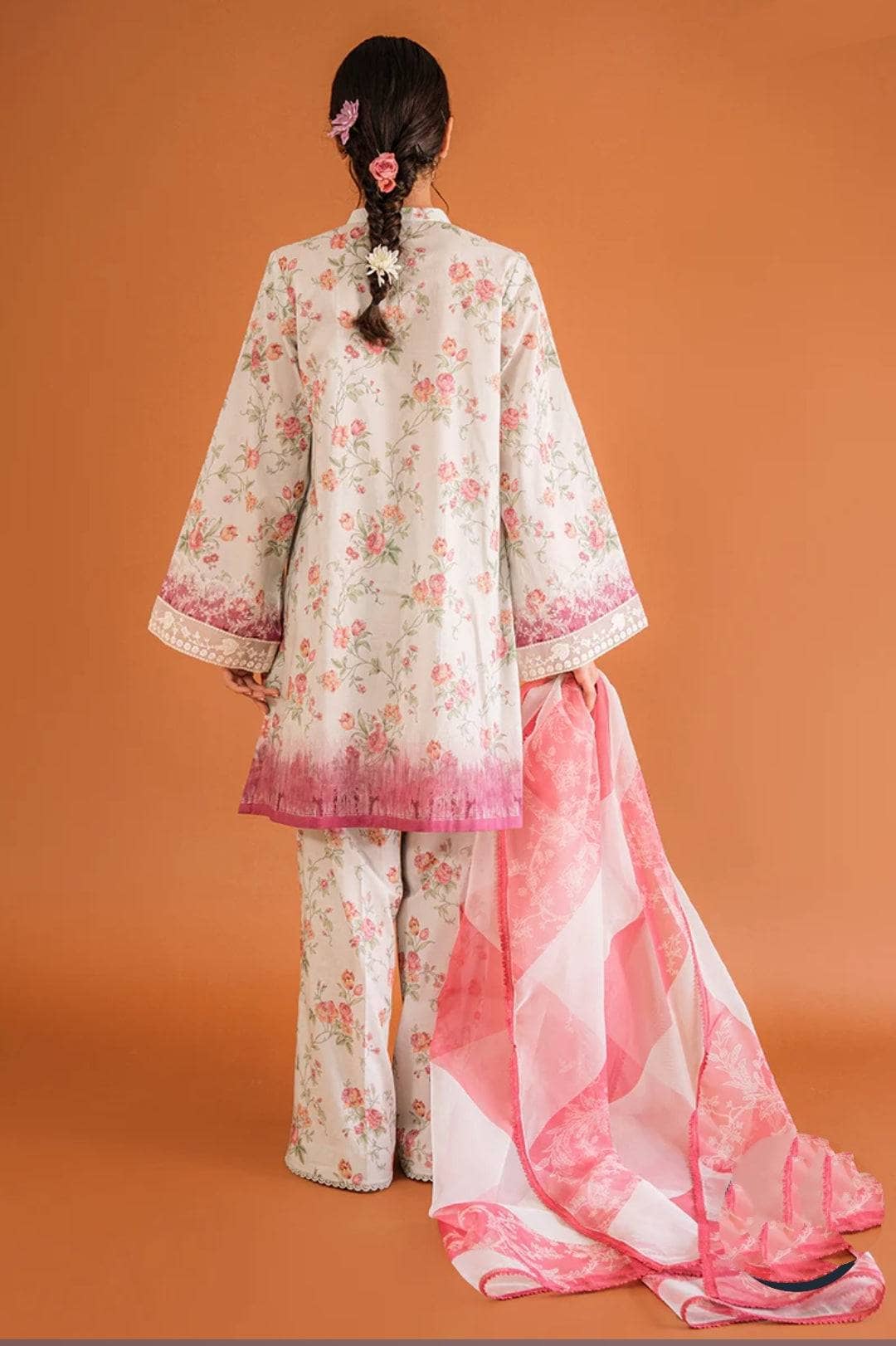 img_cross_stitch_lawn_23_awwal_boutique