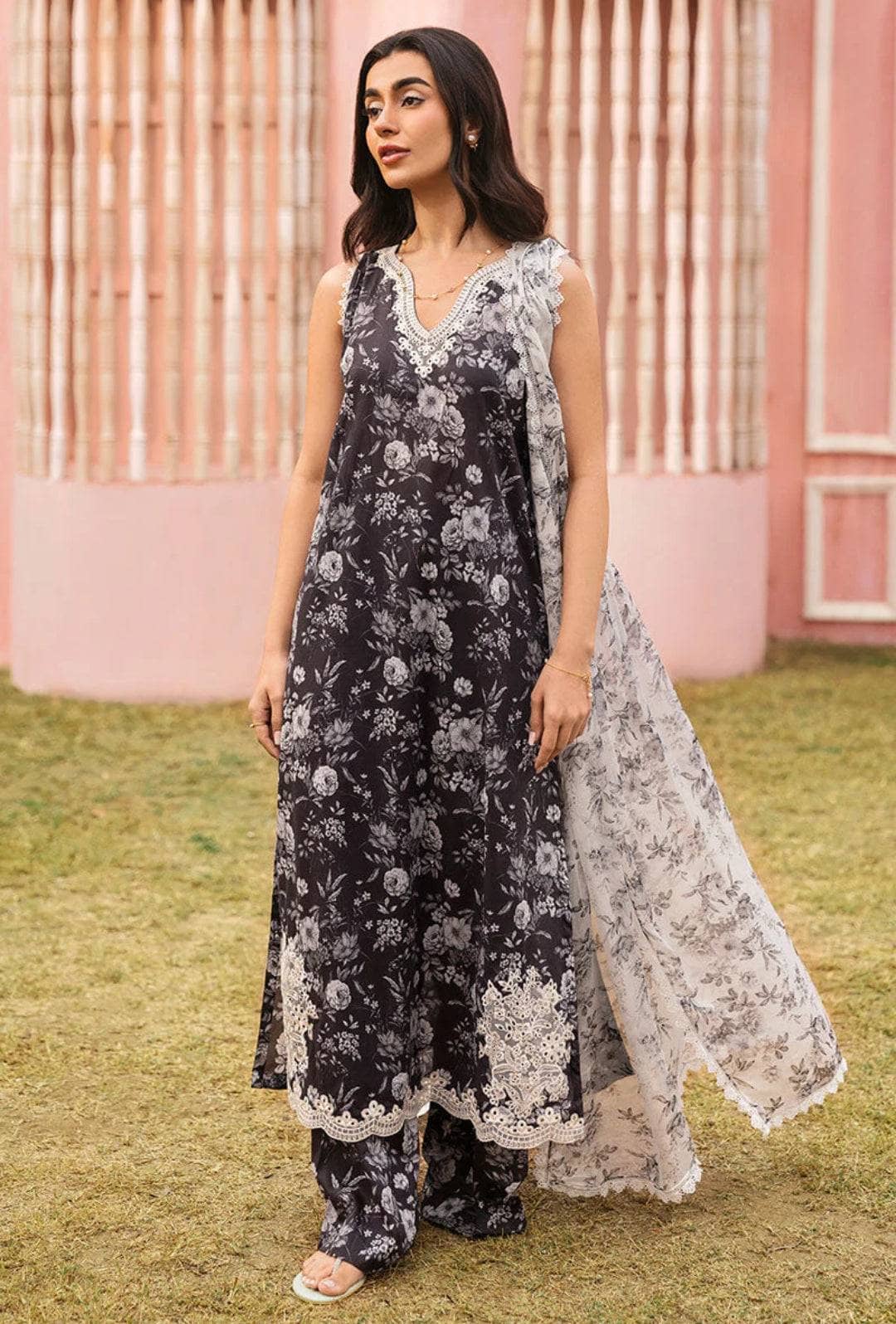 img_cross_stitch_premium_lawn_awwal_boutique