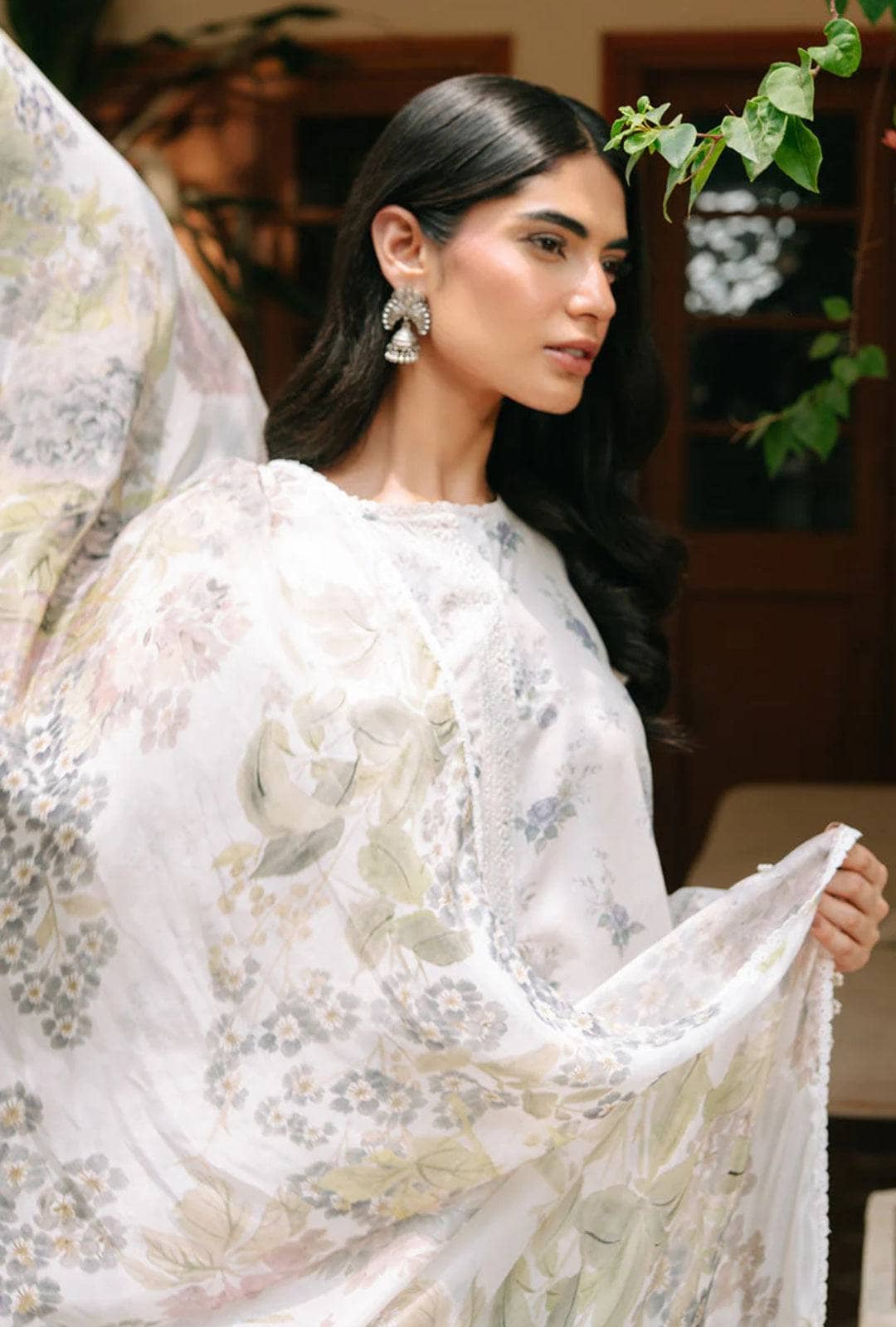 img_cross_stitch_lawn_awwal_boutique