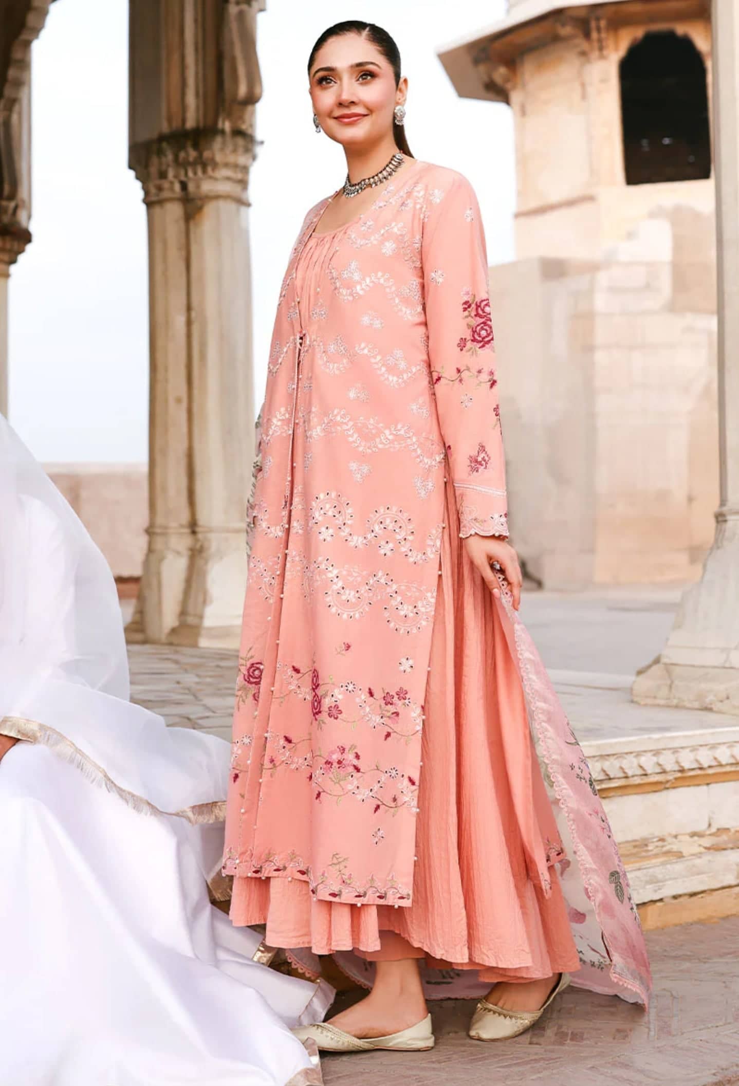 img_cross_stitch_eid_lawn_awwal_boutique