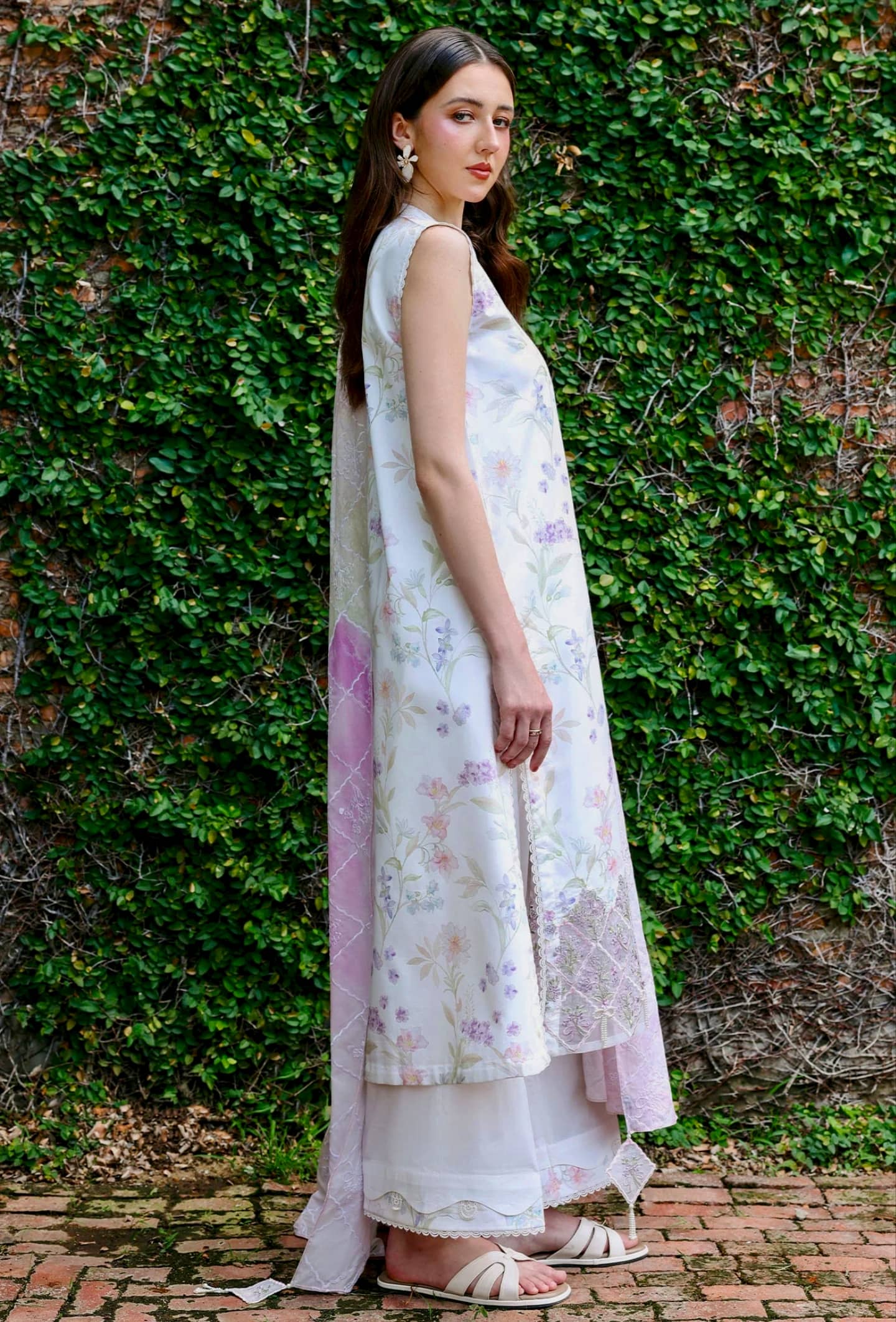 Cross Stitch Premium Lawn 26/Meadow Dream/White