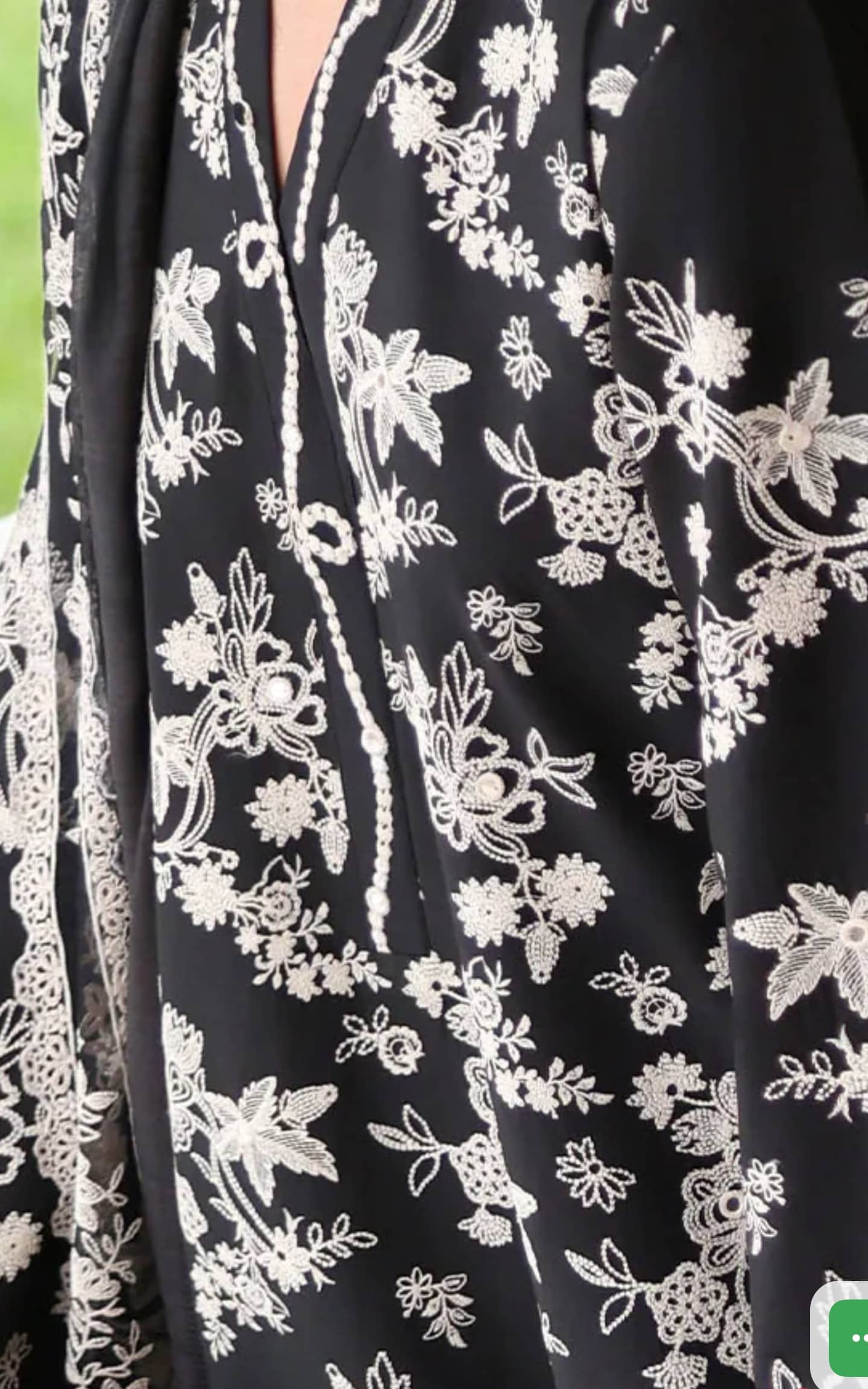 Cross Stitch Premium Lawn 26/Obsidian Bloom/Black