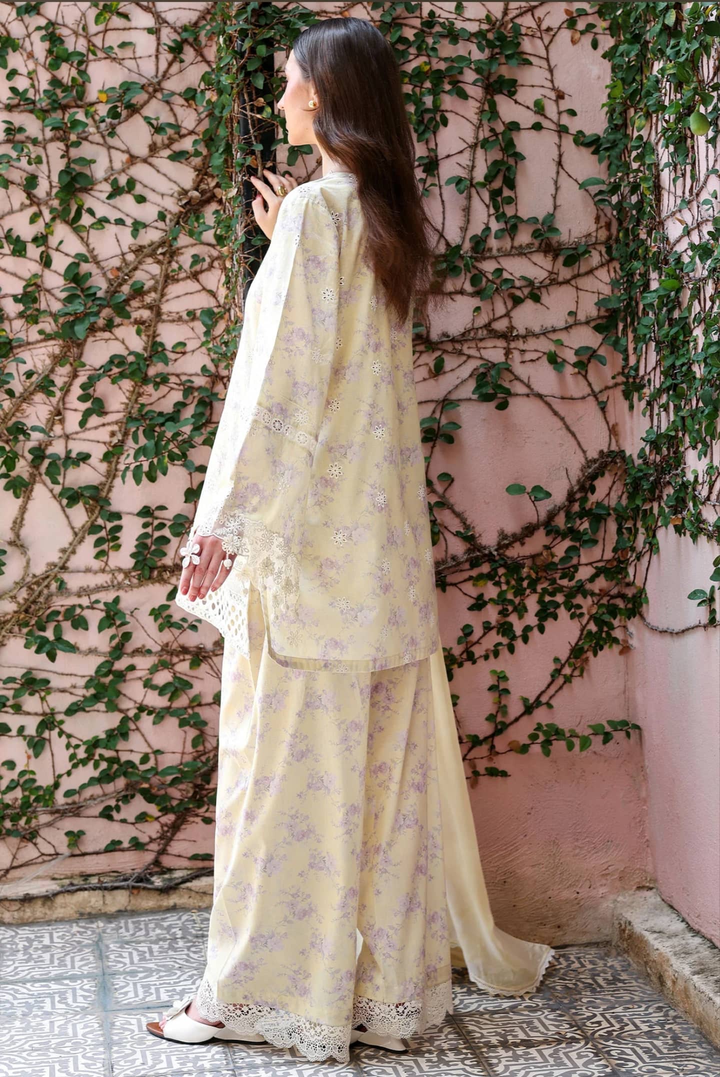 img_cross_stitch_lawn_awwal_boutique