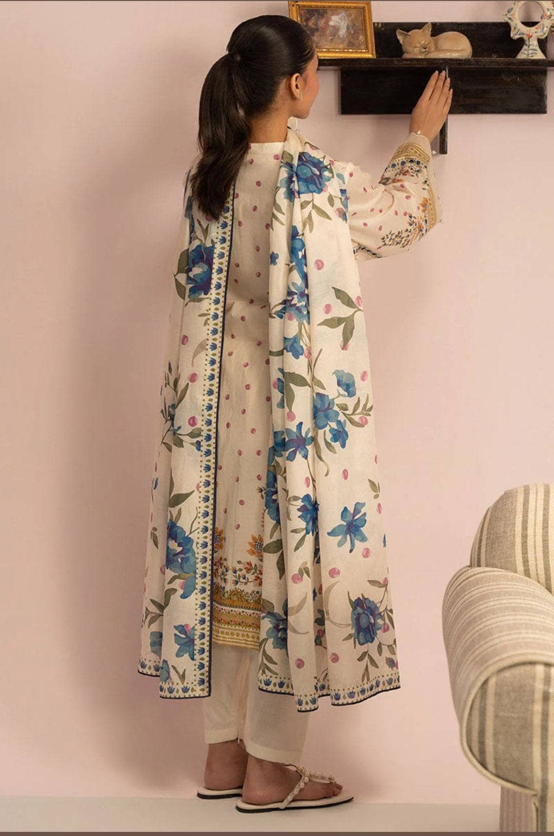 img_cross_stitch_daily_lawn_awwal_boutique