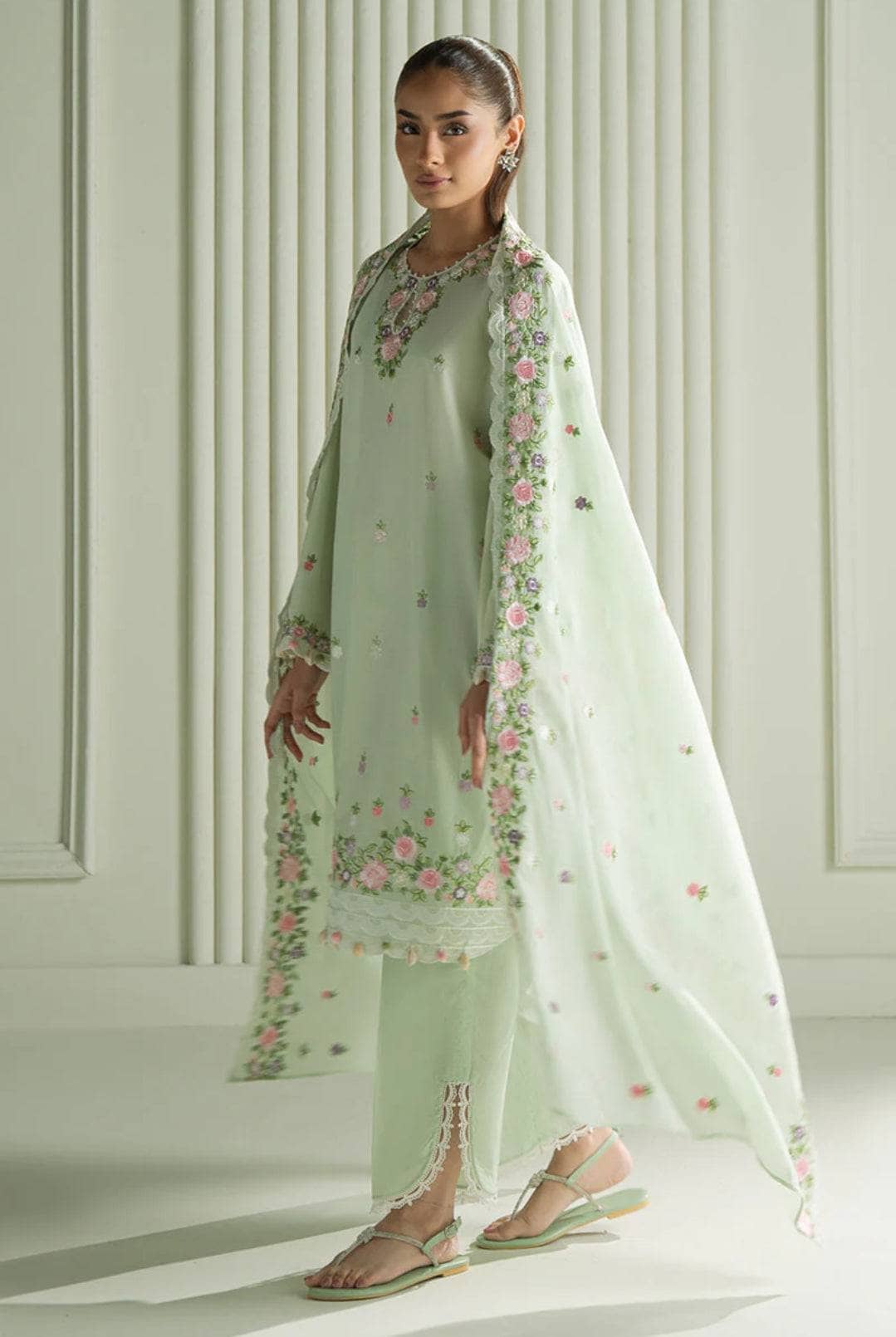 img_cross_stitch_mahiri_awwal_boutique