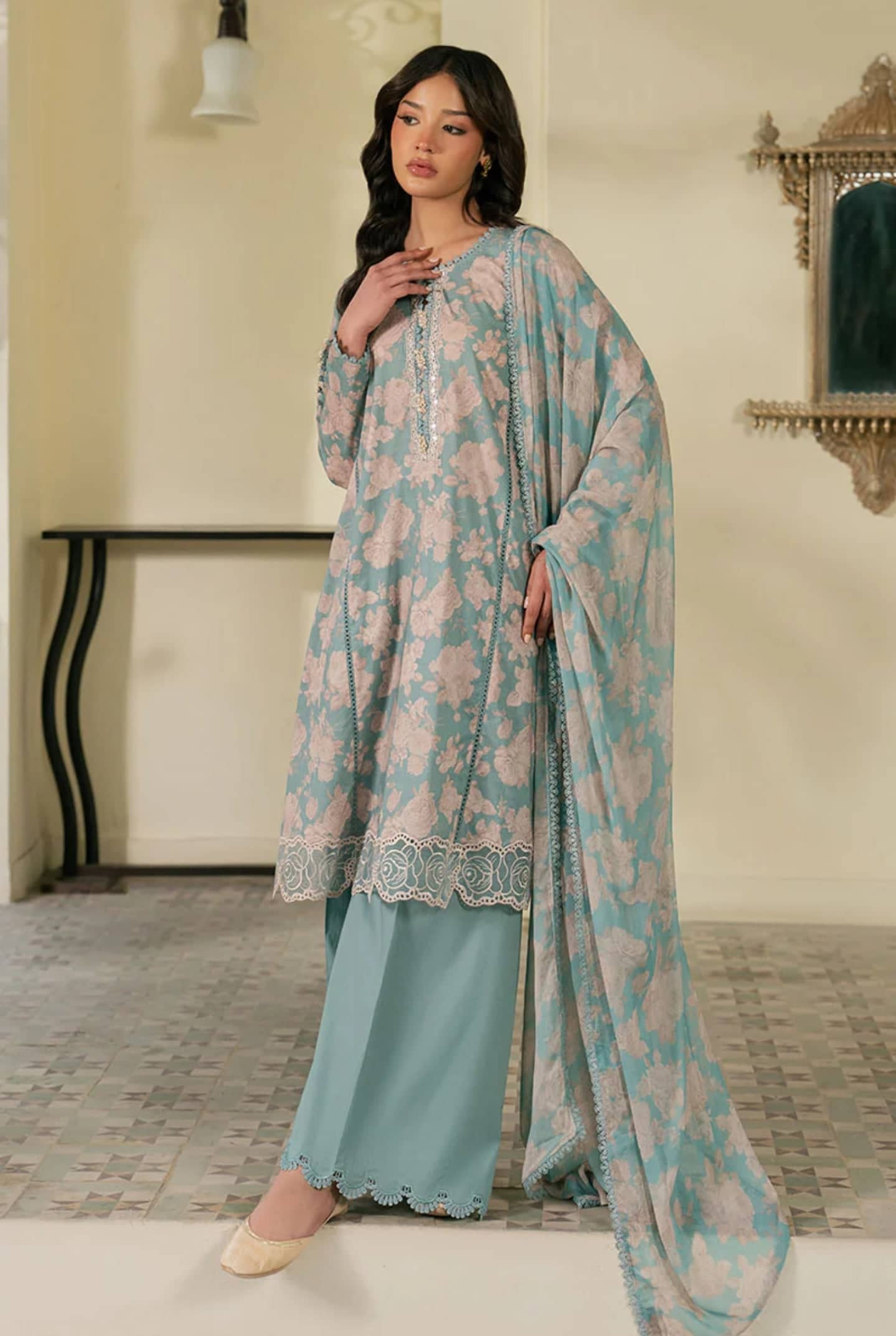 img_cross_stitch_lawn_awwal_boutique