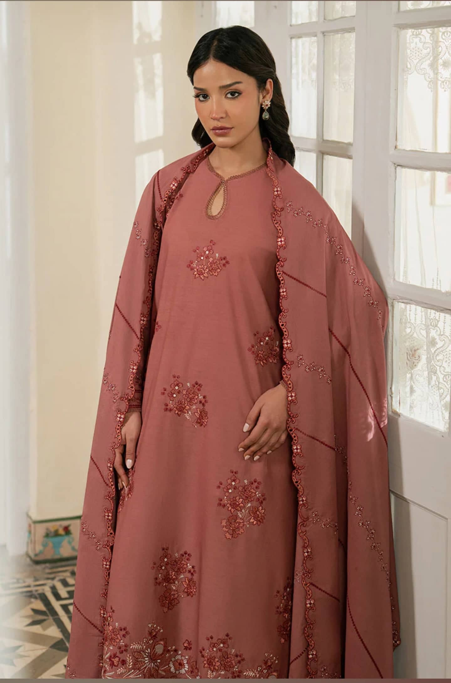Img_cross_stitch_lawn_awwal_boutique