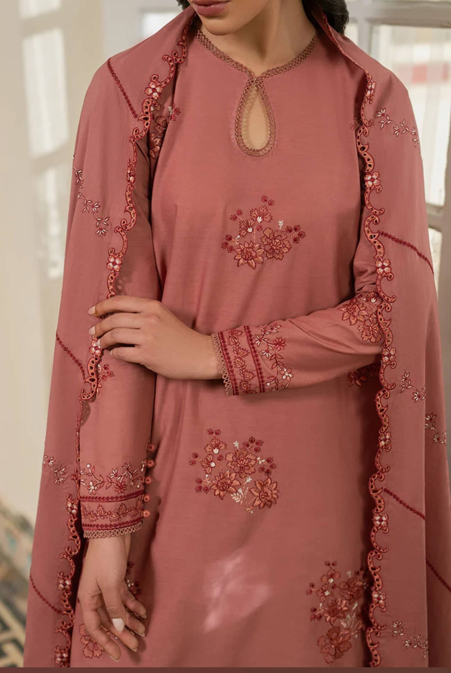 Img_cross_stitch_lawn_awwal_boutique