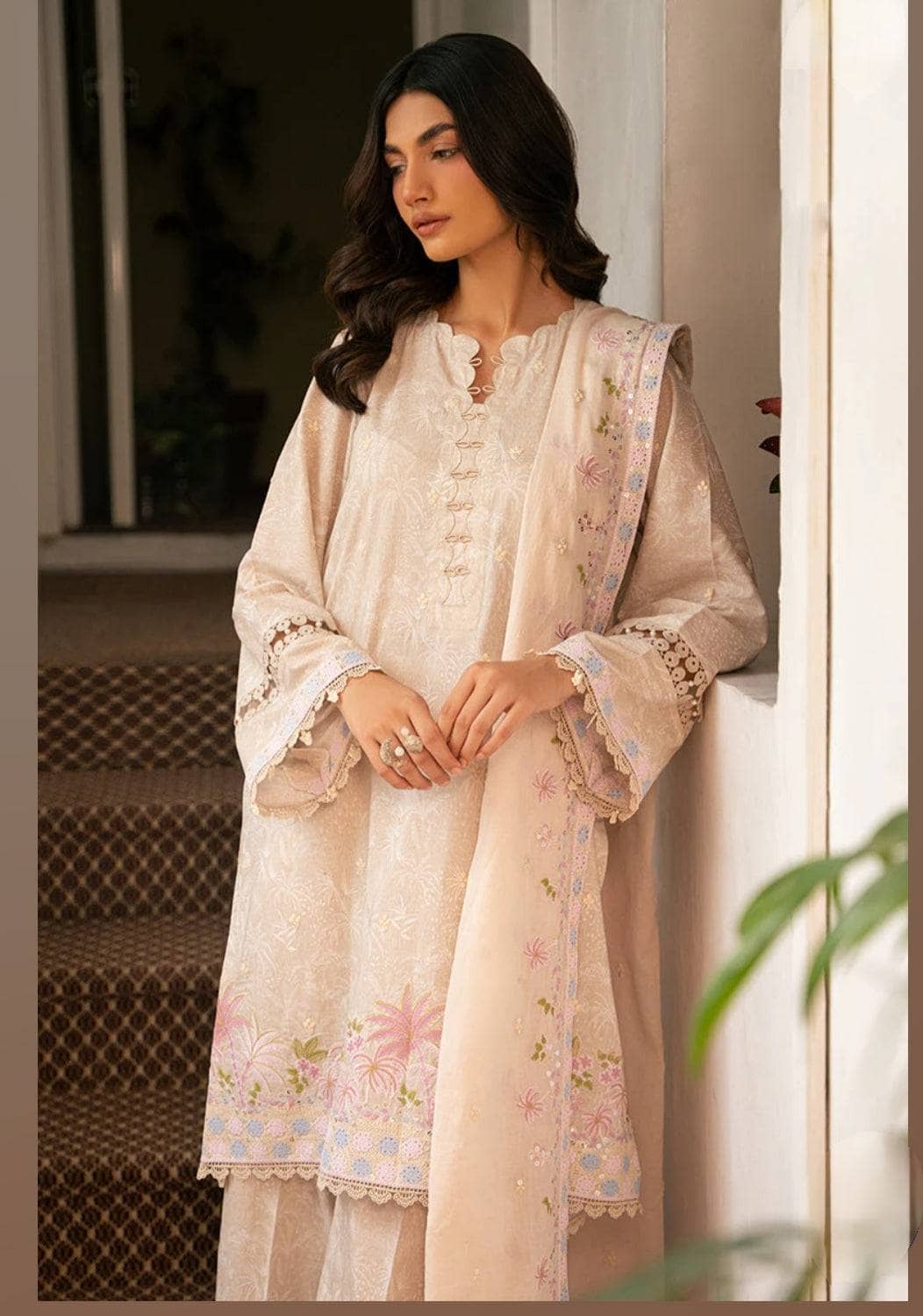 img_cross_stitch_mahiri_lawn_awwal_boutique