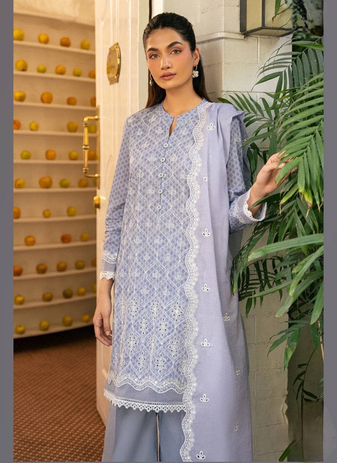 img_cross_stitch_mahiri_lawn_24_awwal_boutique