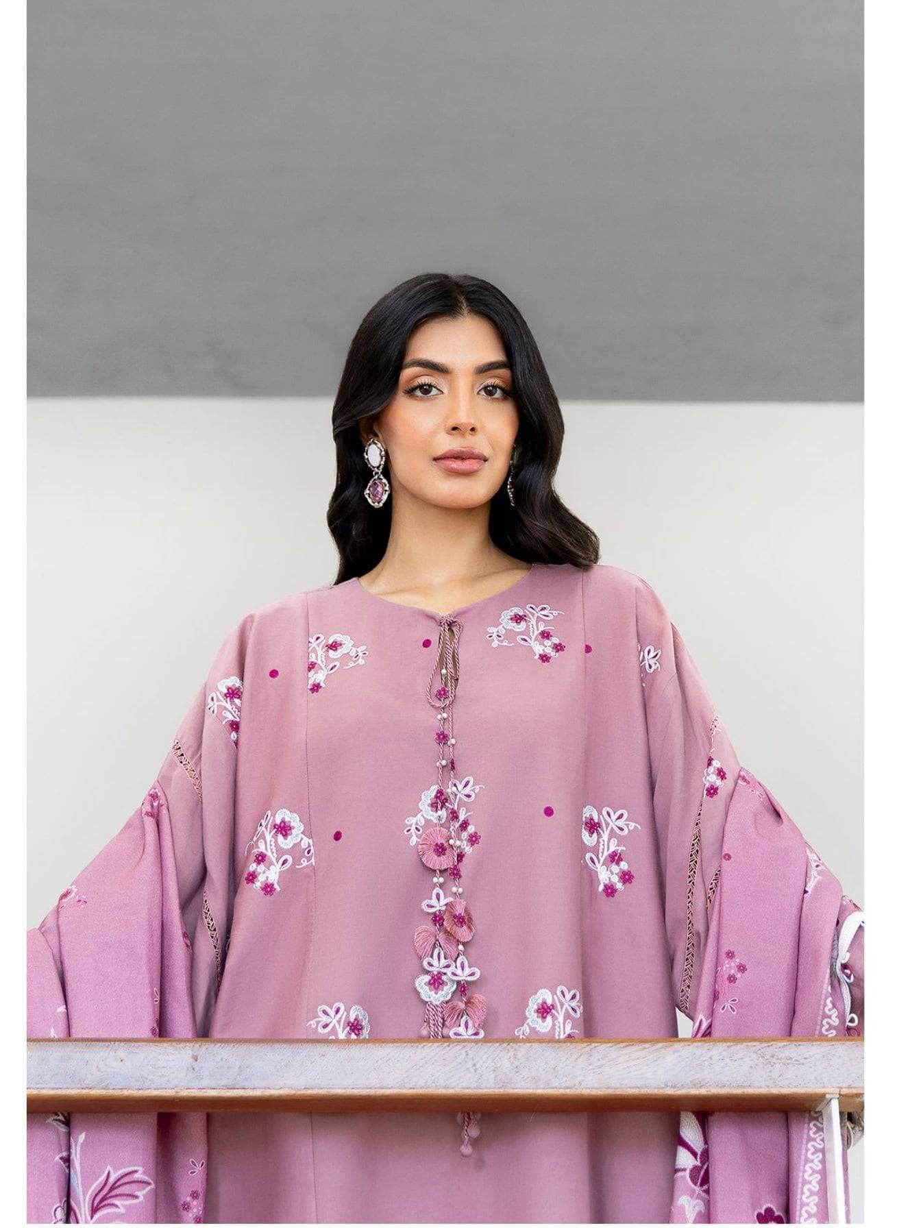 Cross Stitch Luxury Winter Collection Cross Stitch Cotton Satin 25/Antique Blush