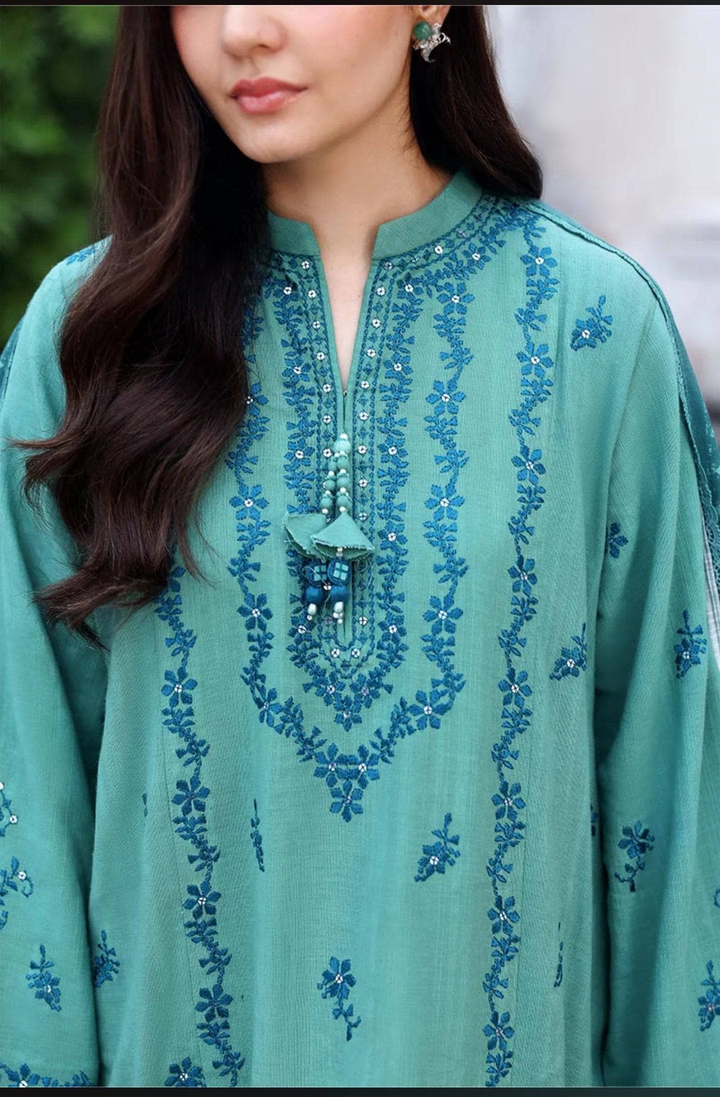 img_cross_stitch_khaddar_awwal_boutique