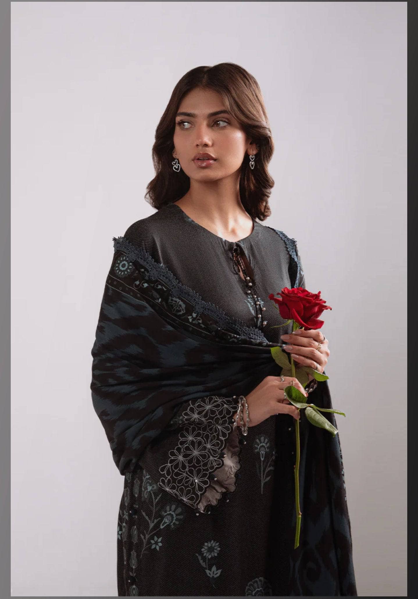 img_cross_stitch_marina_awwal_boutique