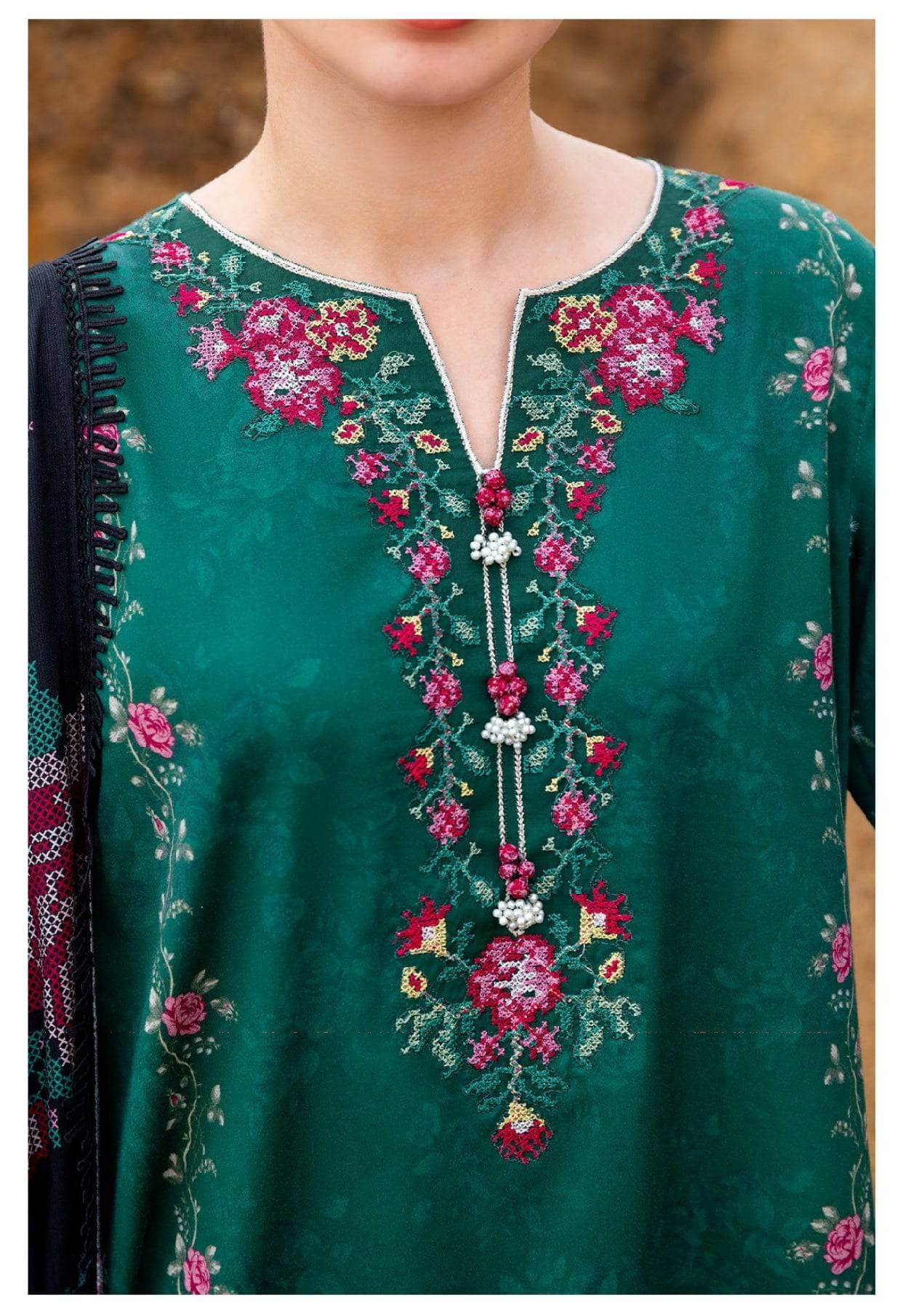 Restocked/Cross Stitch Cotton Satin 25/Garland Whisper