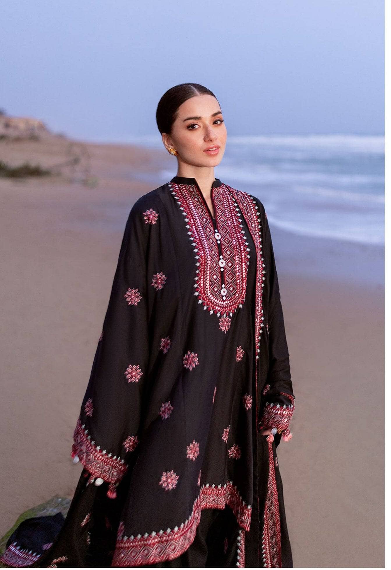 Cross Stitch Luxury Winter Collection Restocked/Cross Stitch Cotton Satin 25/Raven Folk